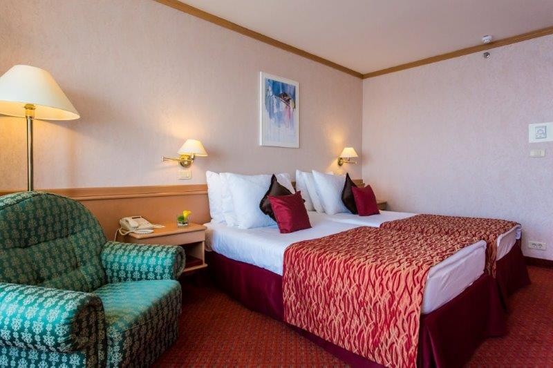 Family Room Sea View with Balcony