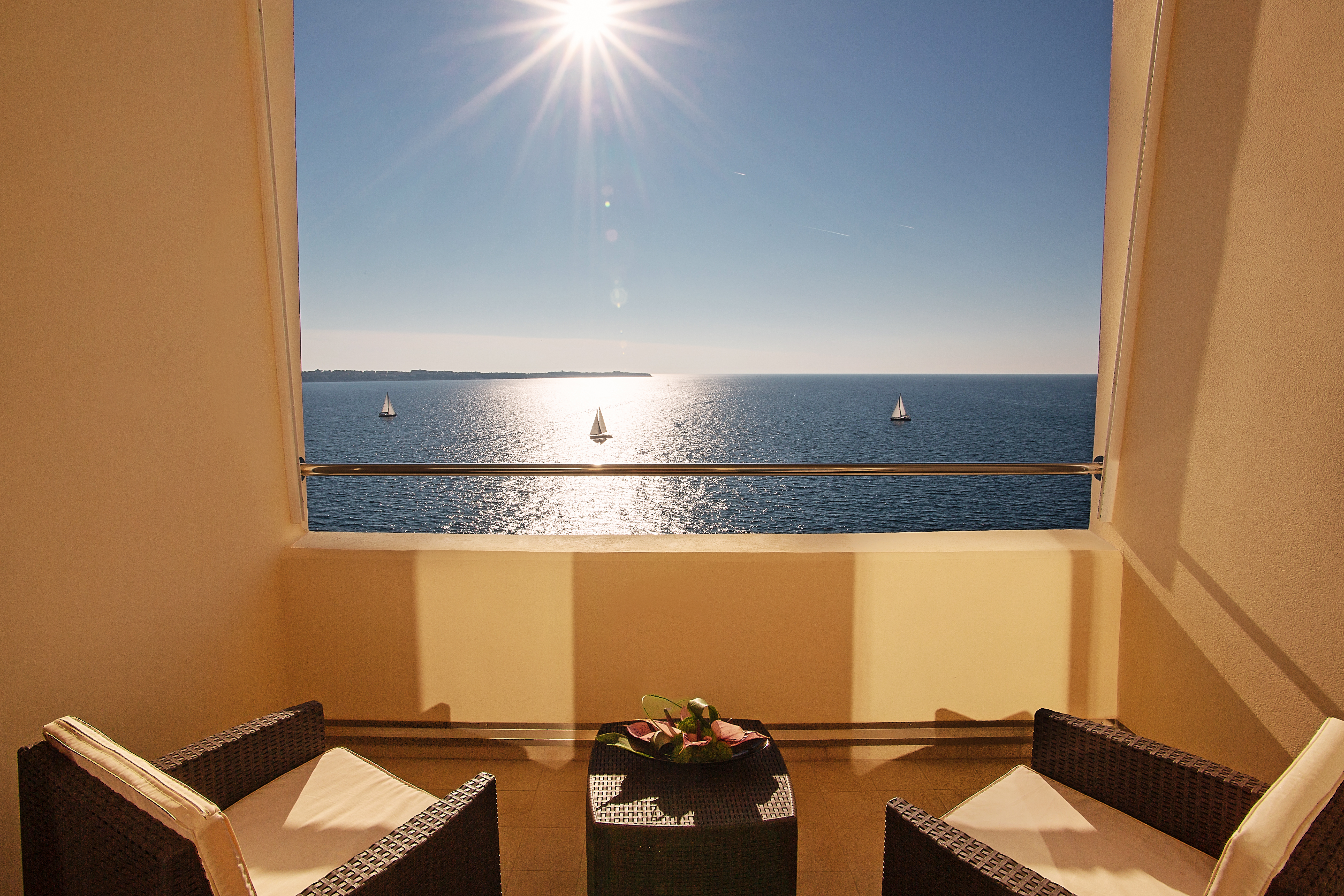 Double or Twin Deluxe Sea View with Balcony