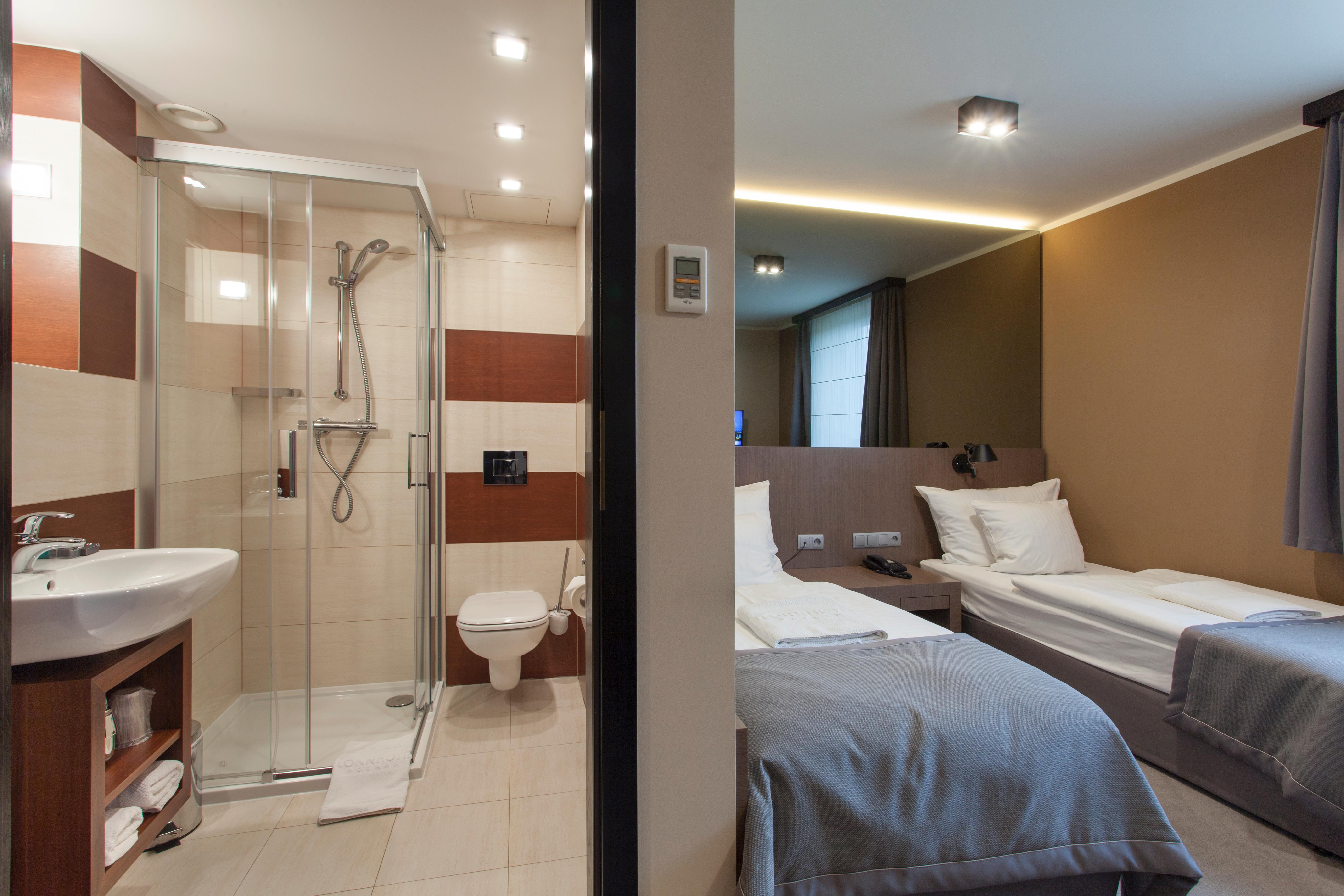 Double or Twin Standard