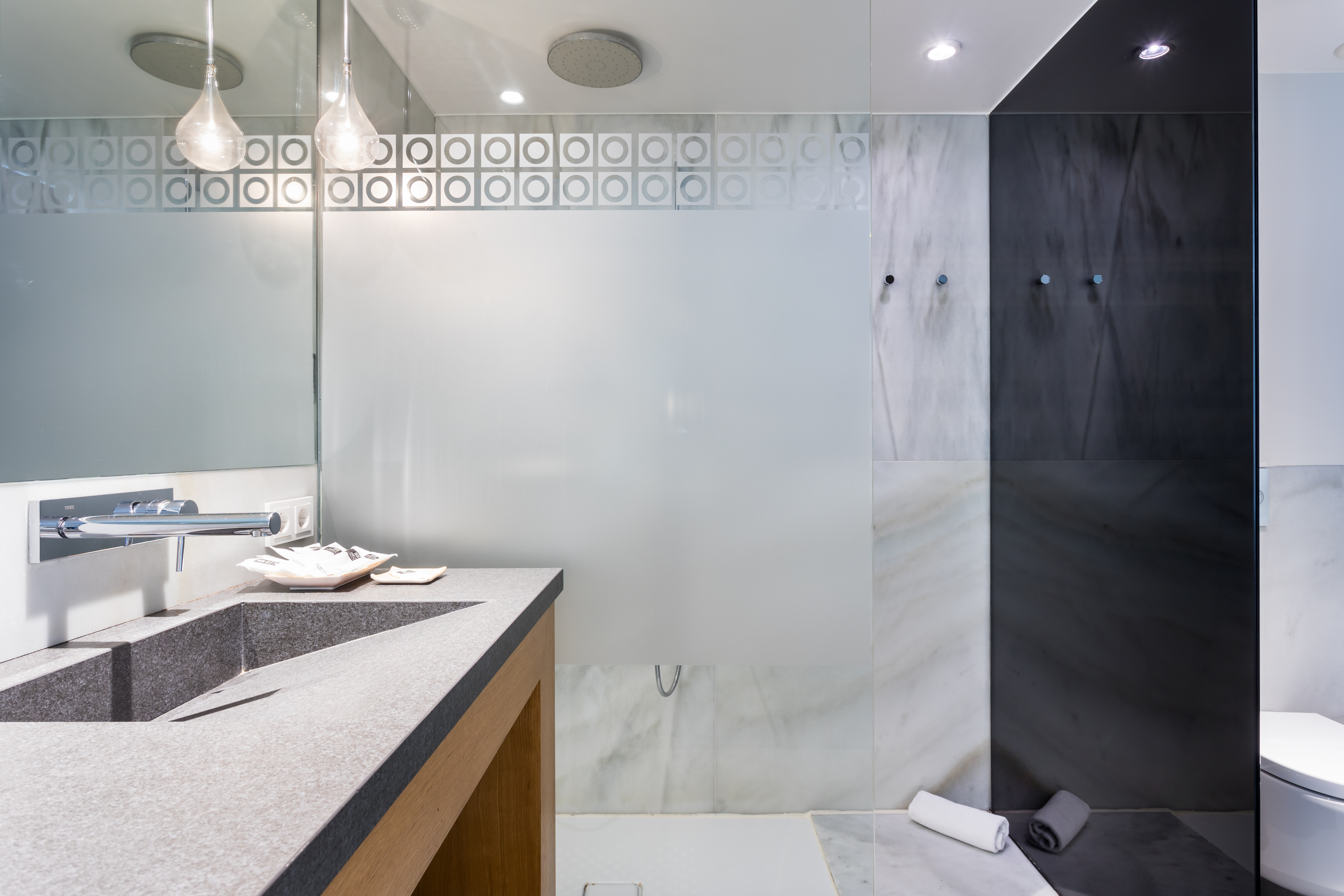 Double Single Superior