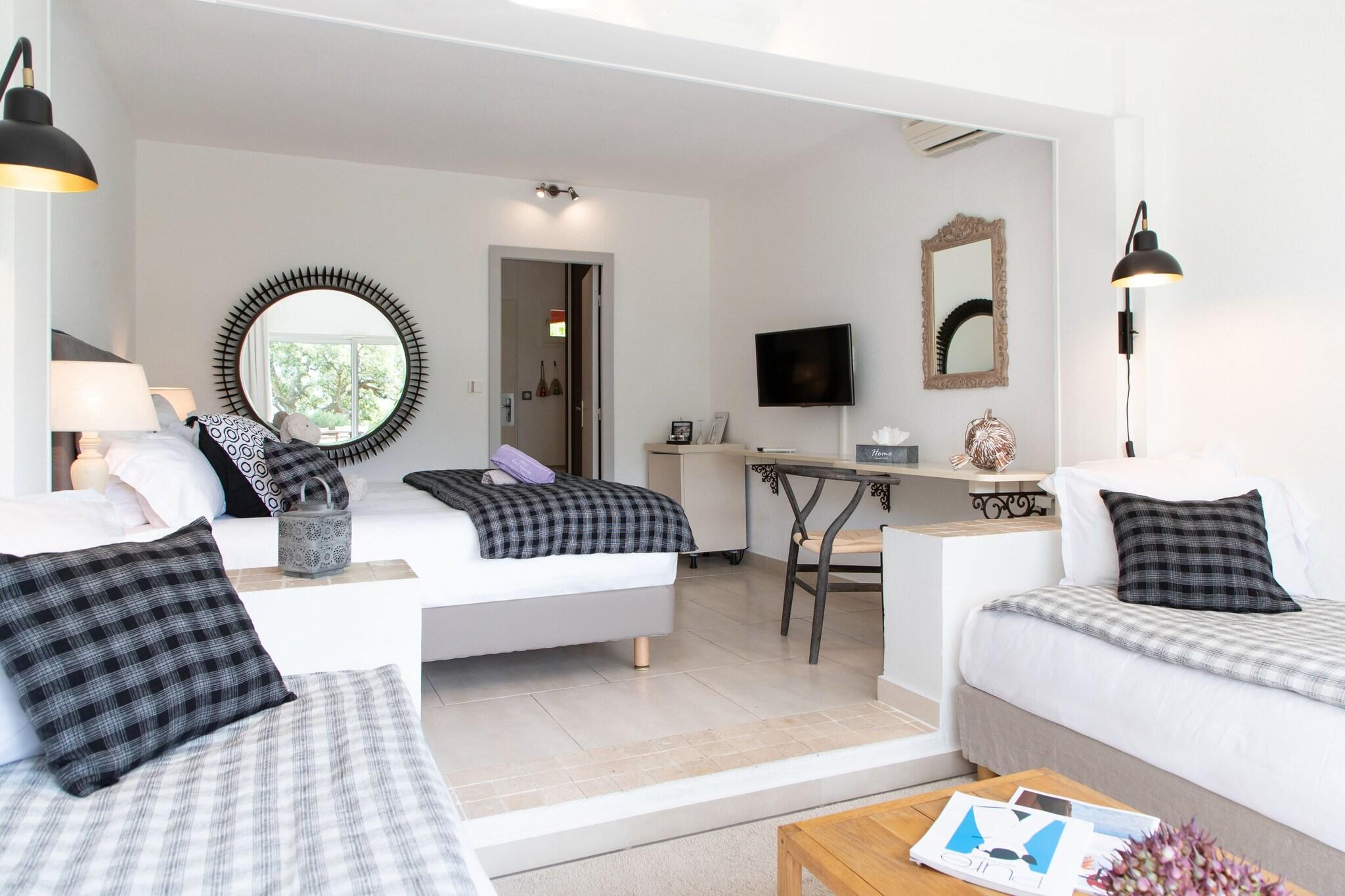 Quadruple Three Beds