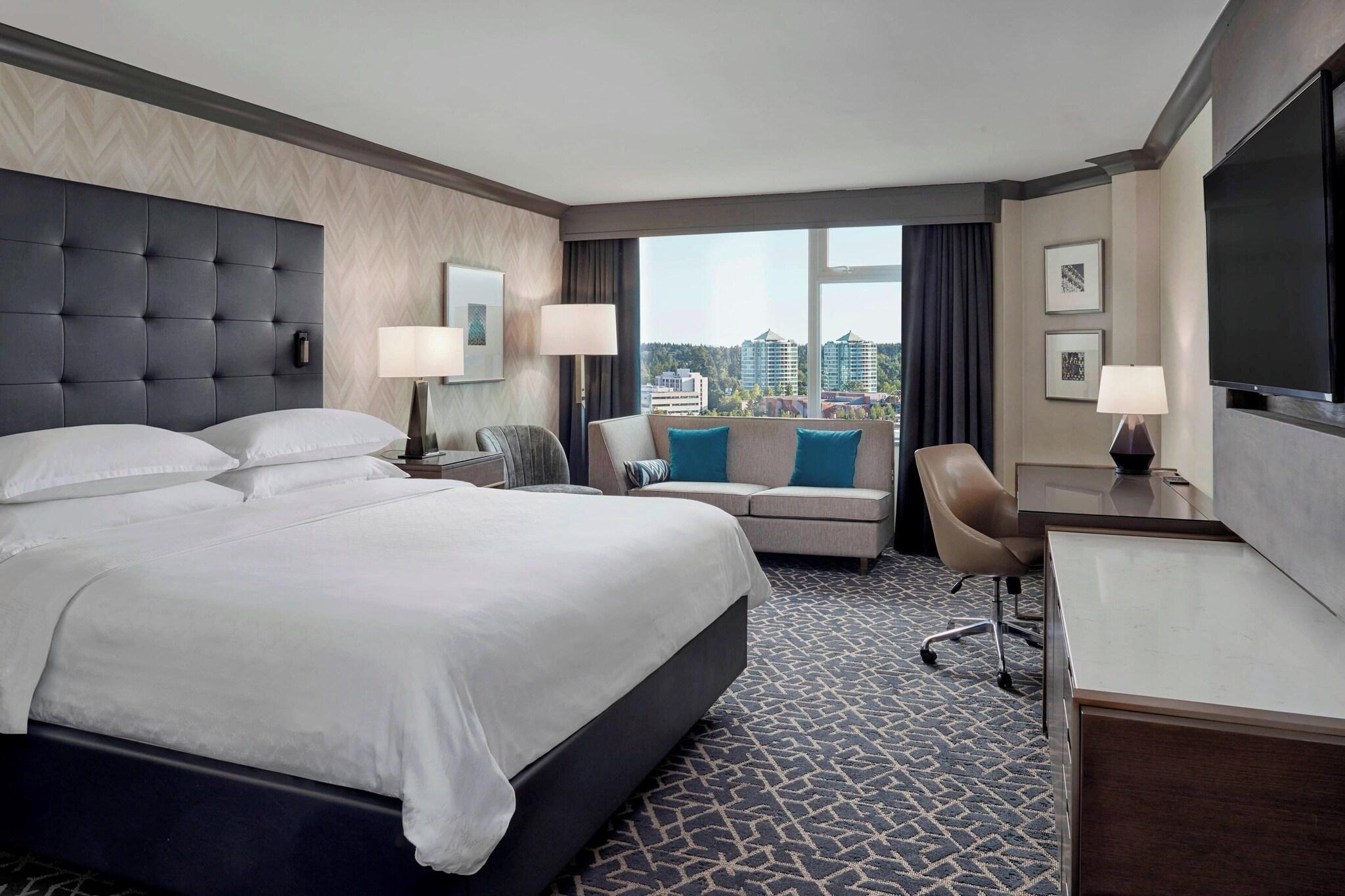 Double Deluxe King Bed