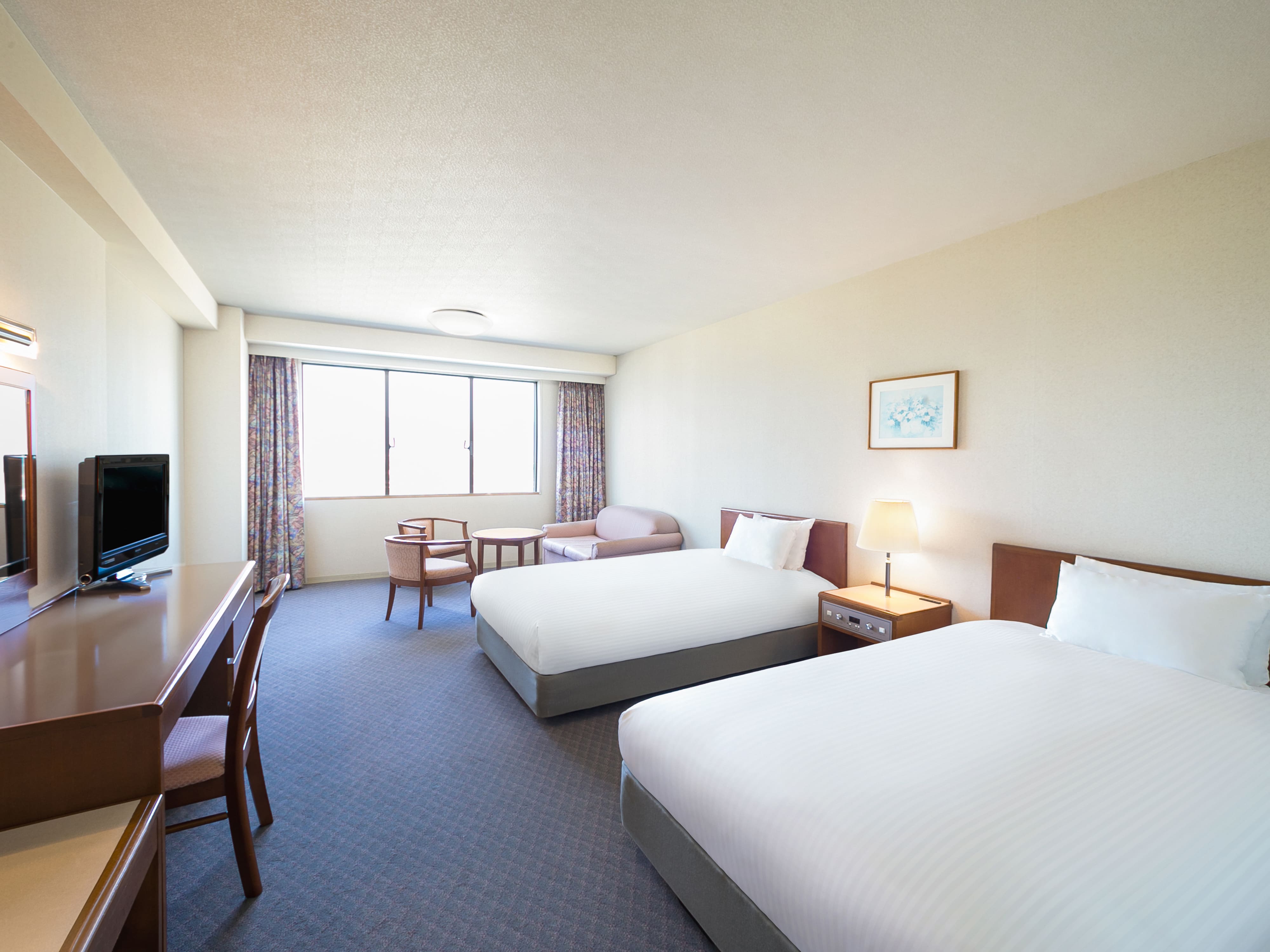 Twin Capacity 4