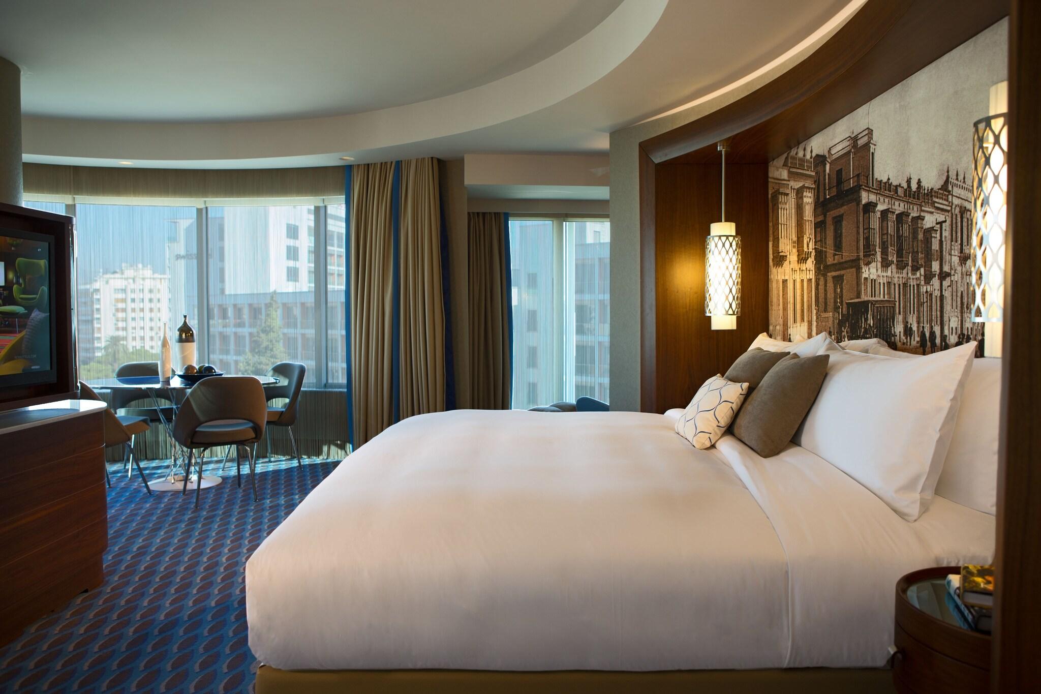 Junior Suite King Size Bed