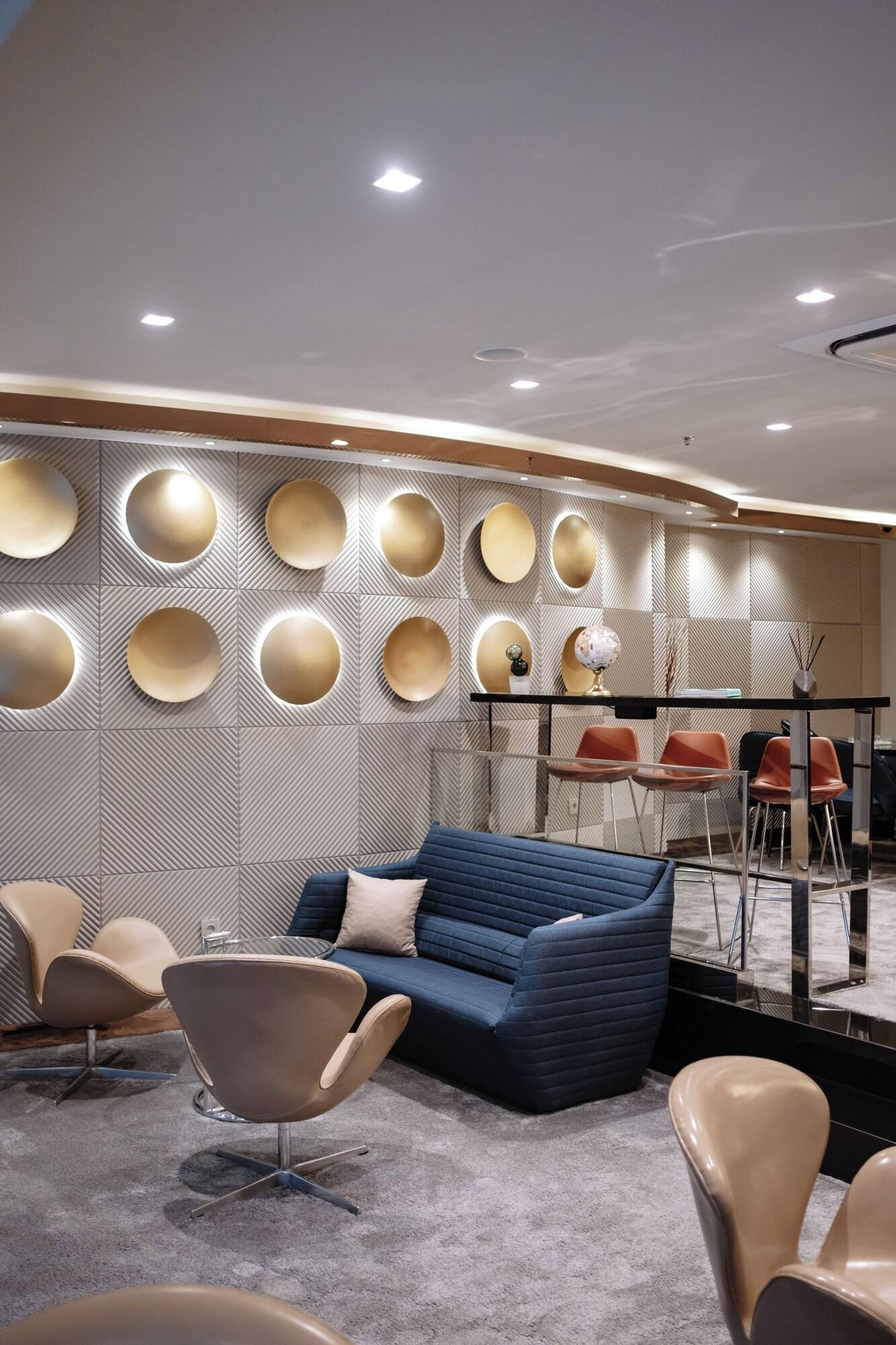 Suite King Bed Smoking