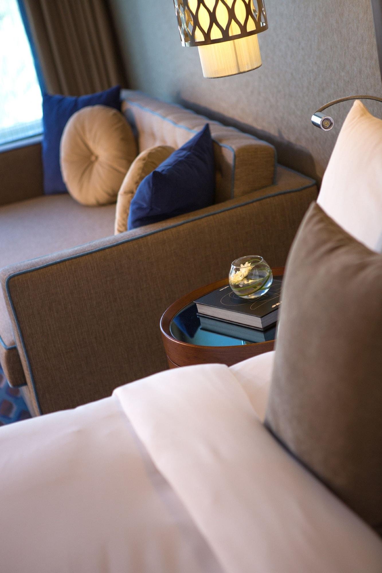 Twin Deluxe City View