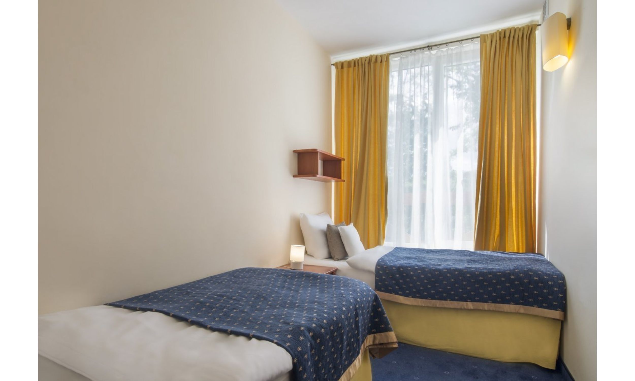 Family Room Superior