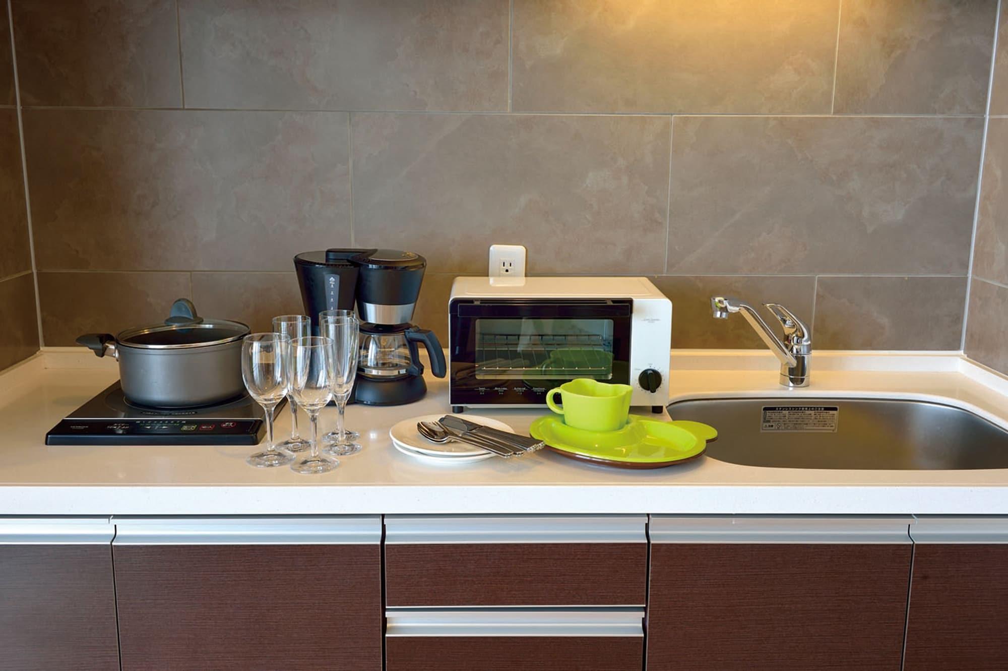 Double Single Deluxe Two Beds