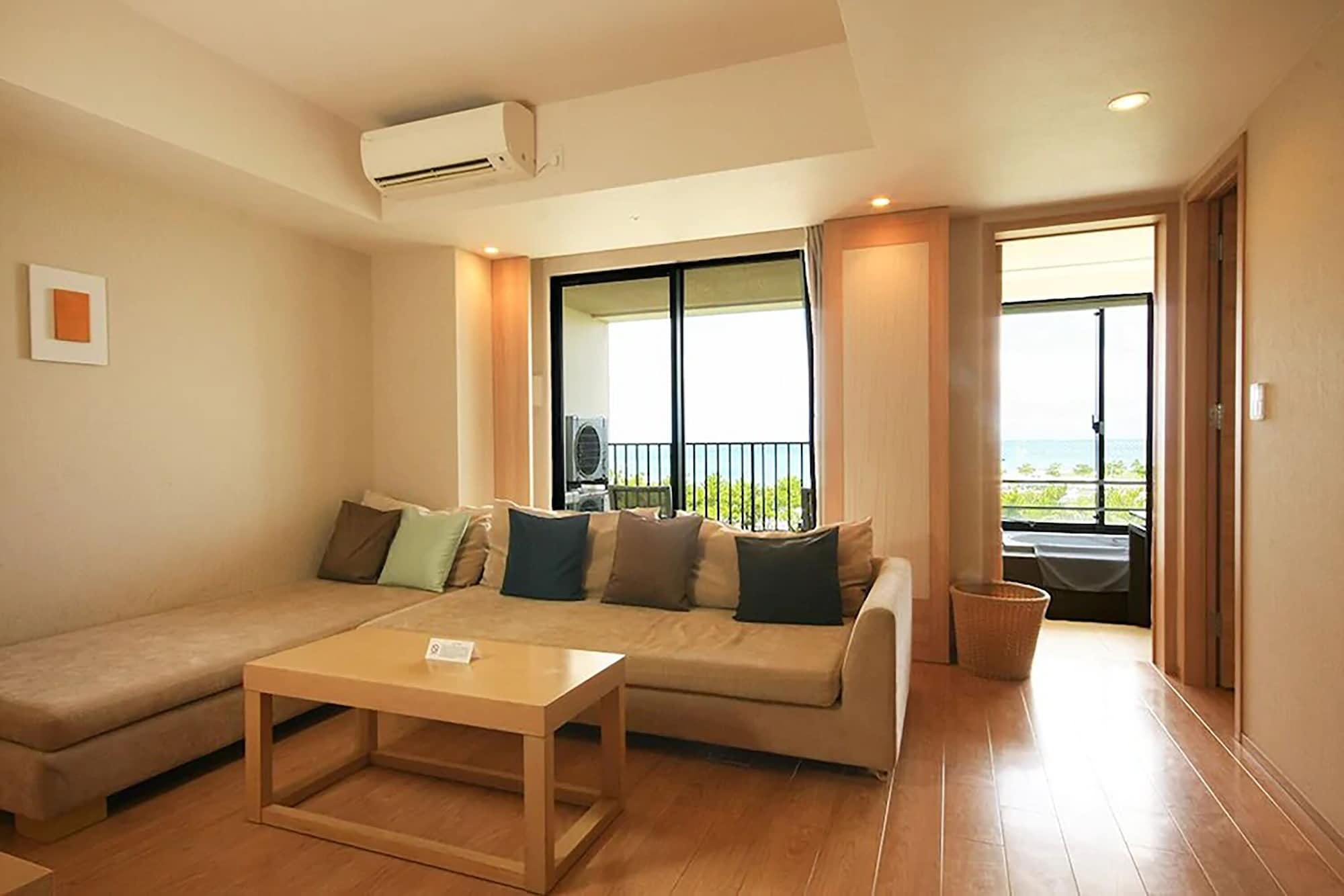 Twin Deluxe Two Beds