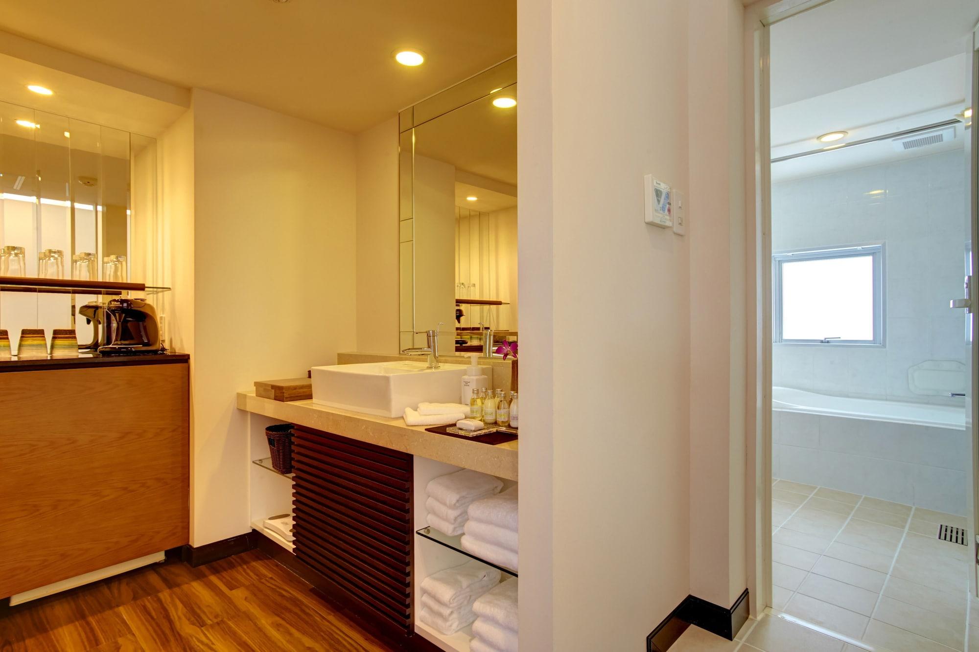 Family Room Capacity 2