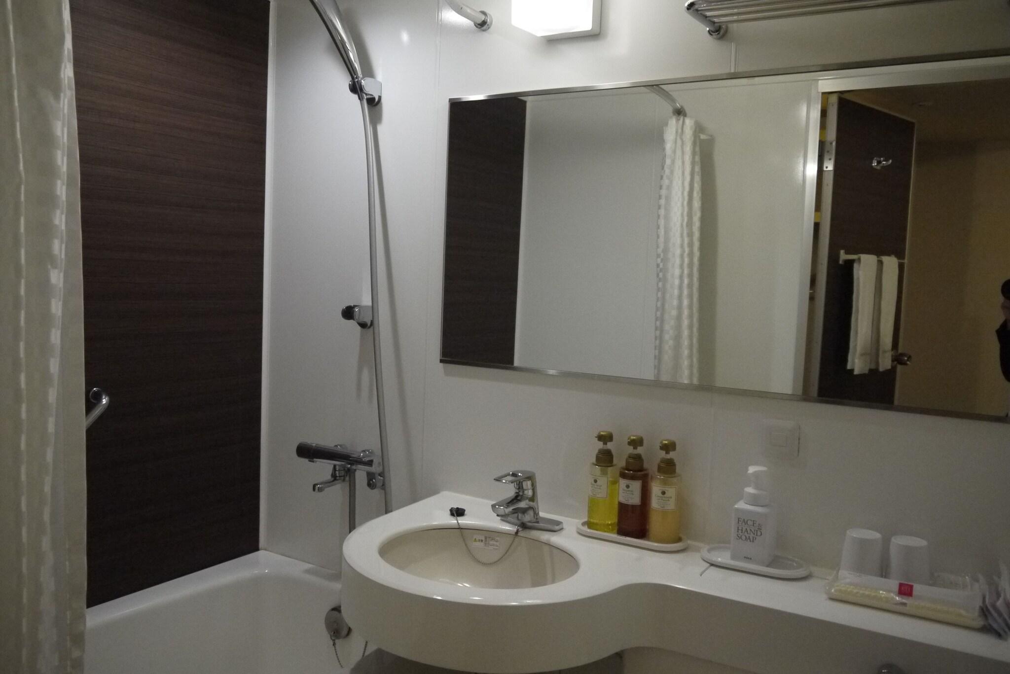 Double Connecting Room