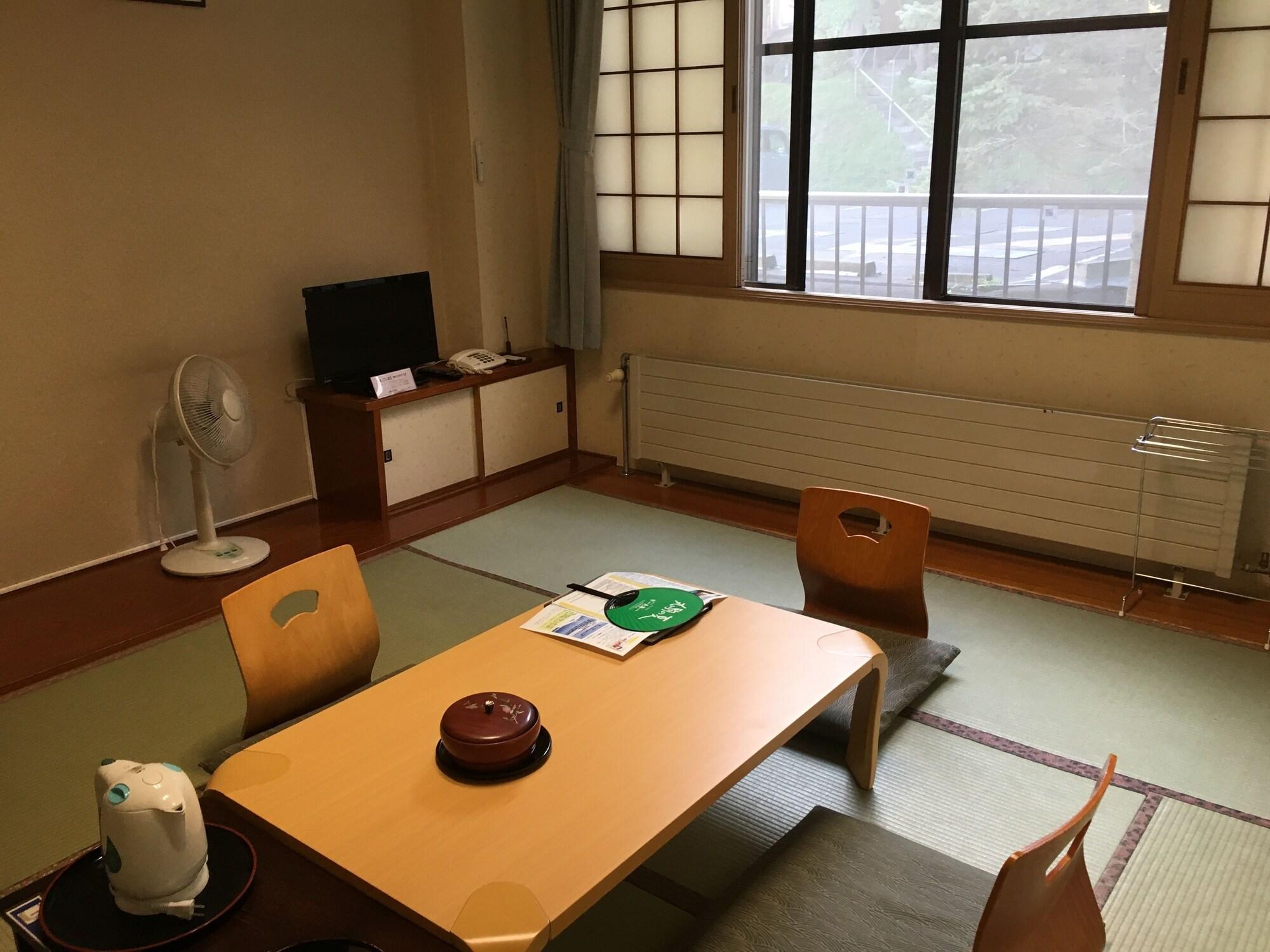 Quadruple Japanese Room