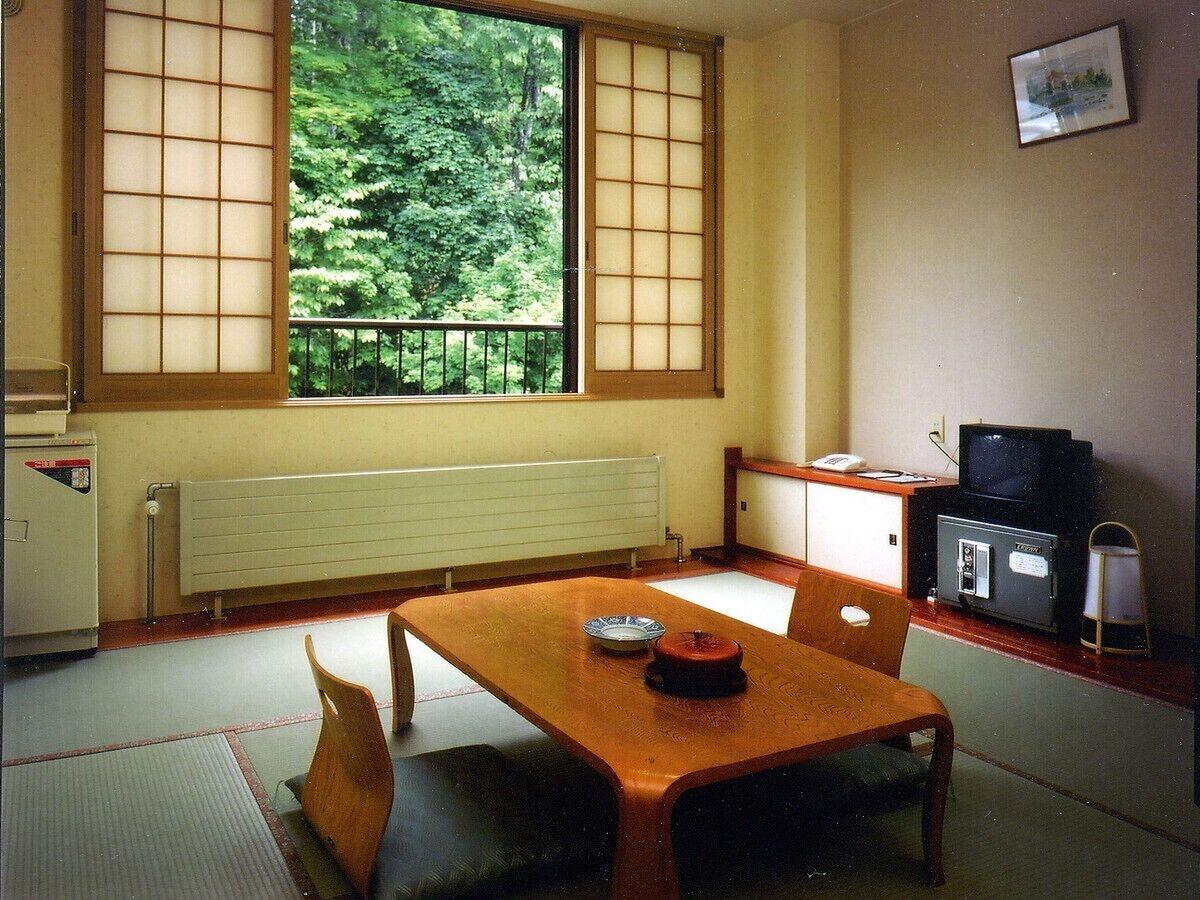 Quadruple Japanese Room