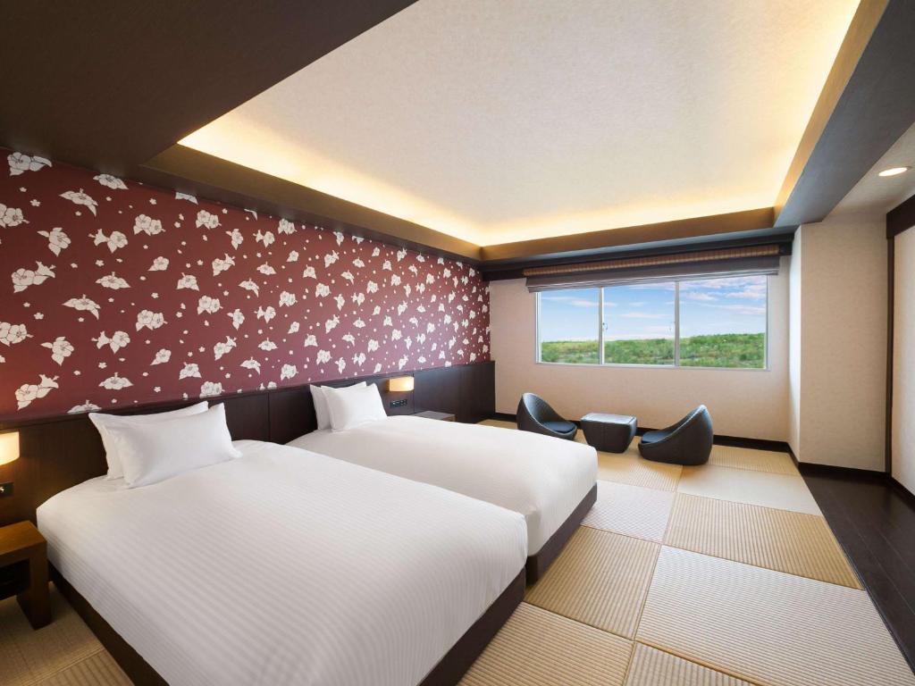 Family Room Capacity 2