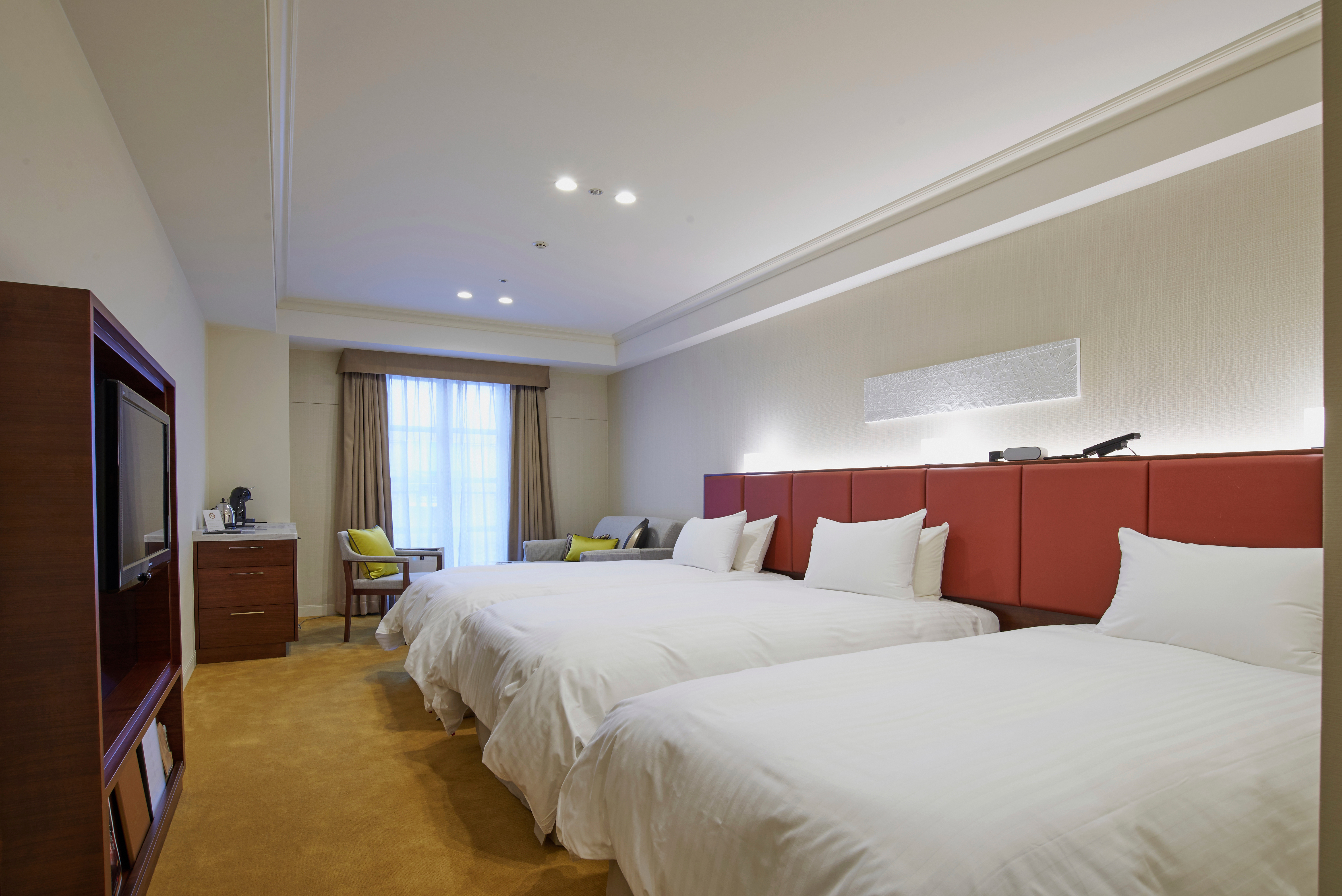 Triple Deluxe Superior