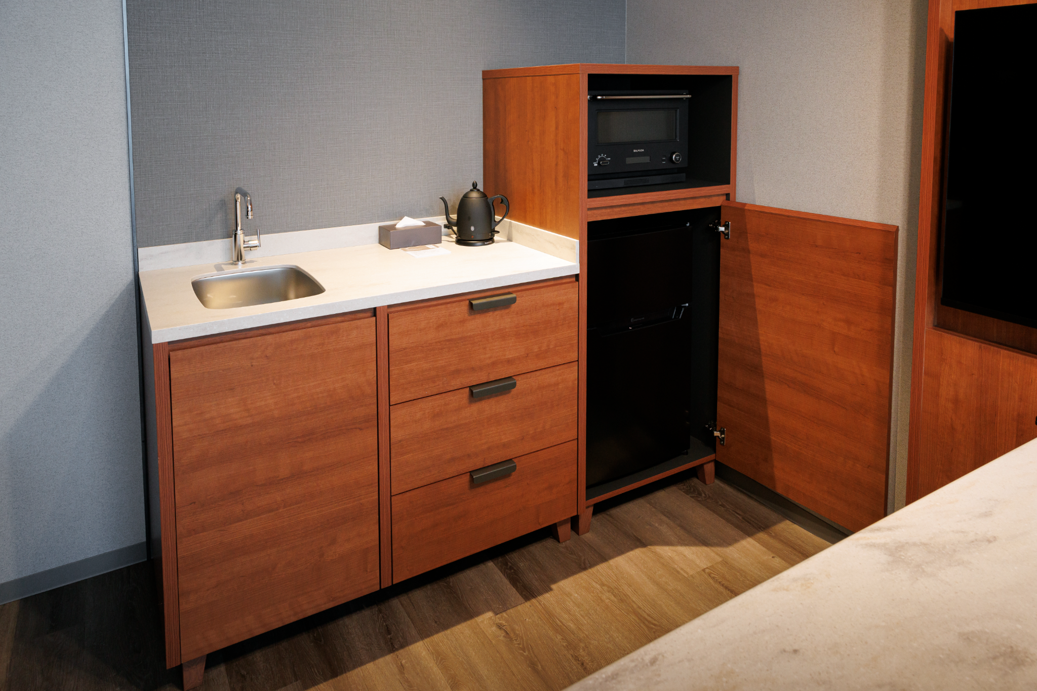 Family Room Capacity 6