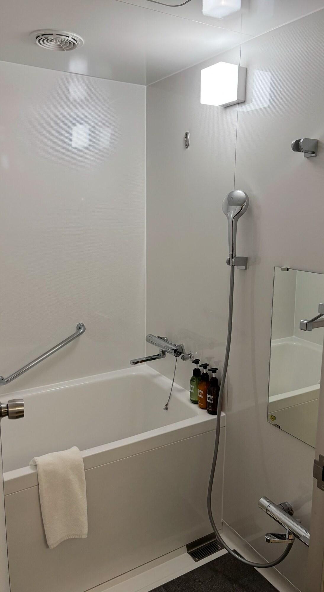 Triple Economy Non Smoking