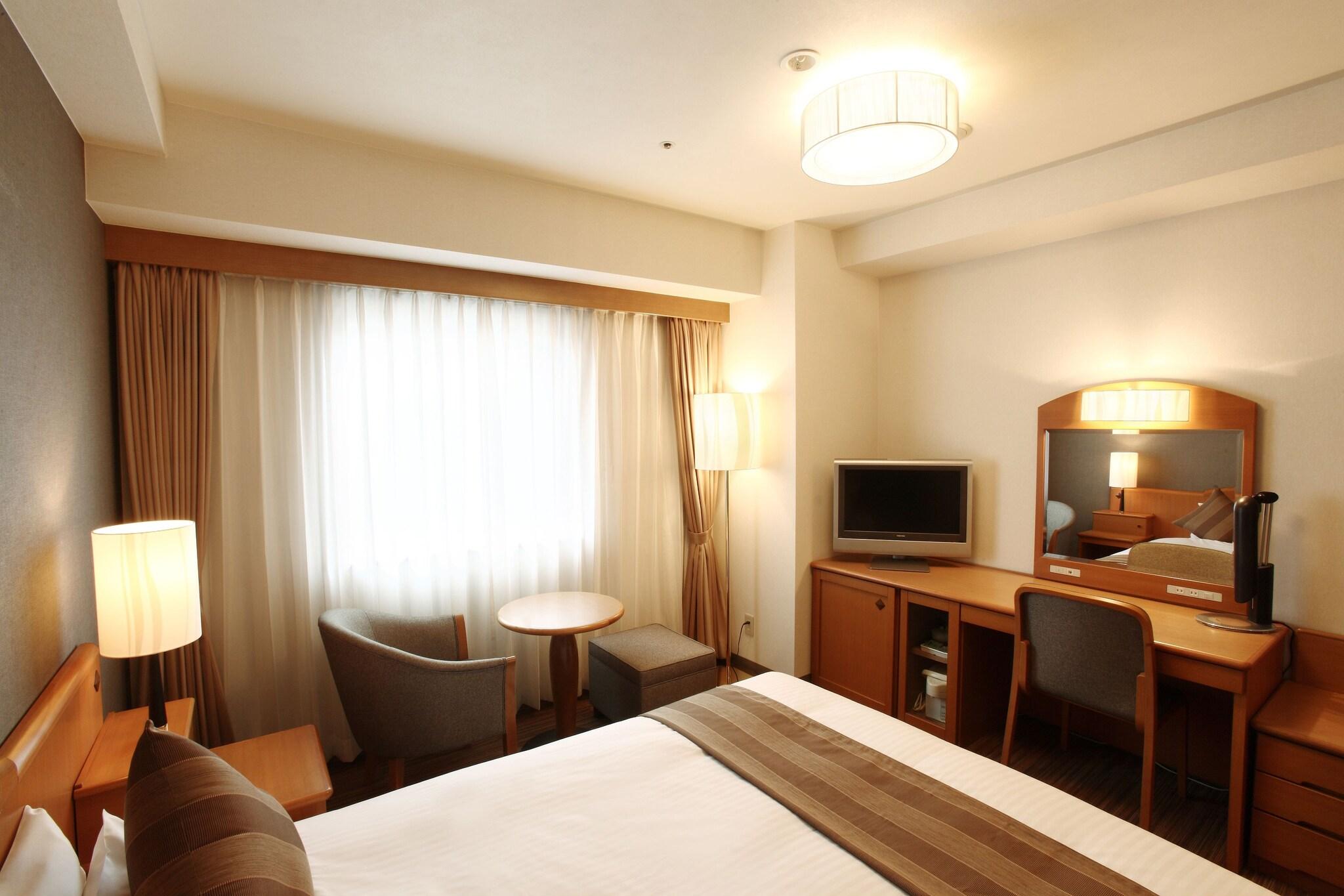 Double Queen Bed Non Smoking