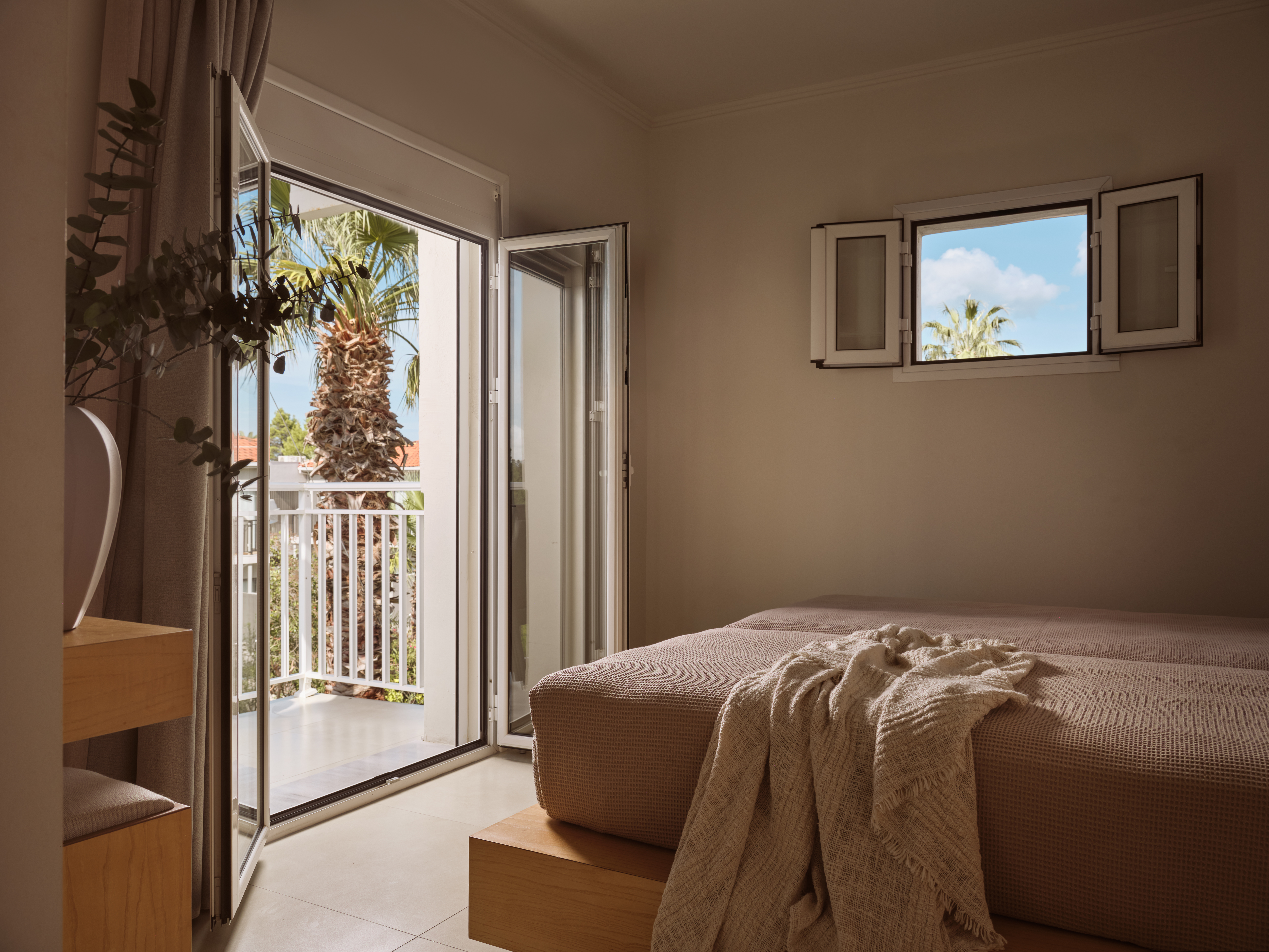 Room Economy