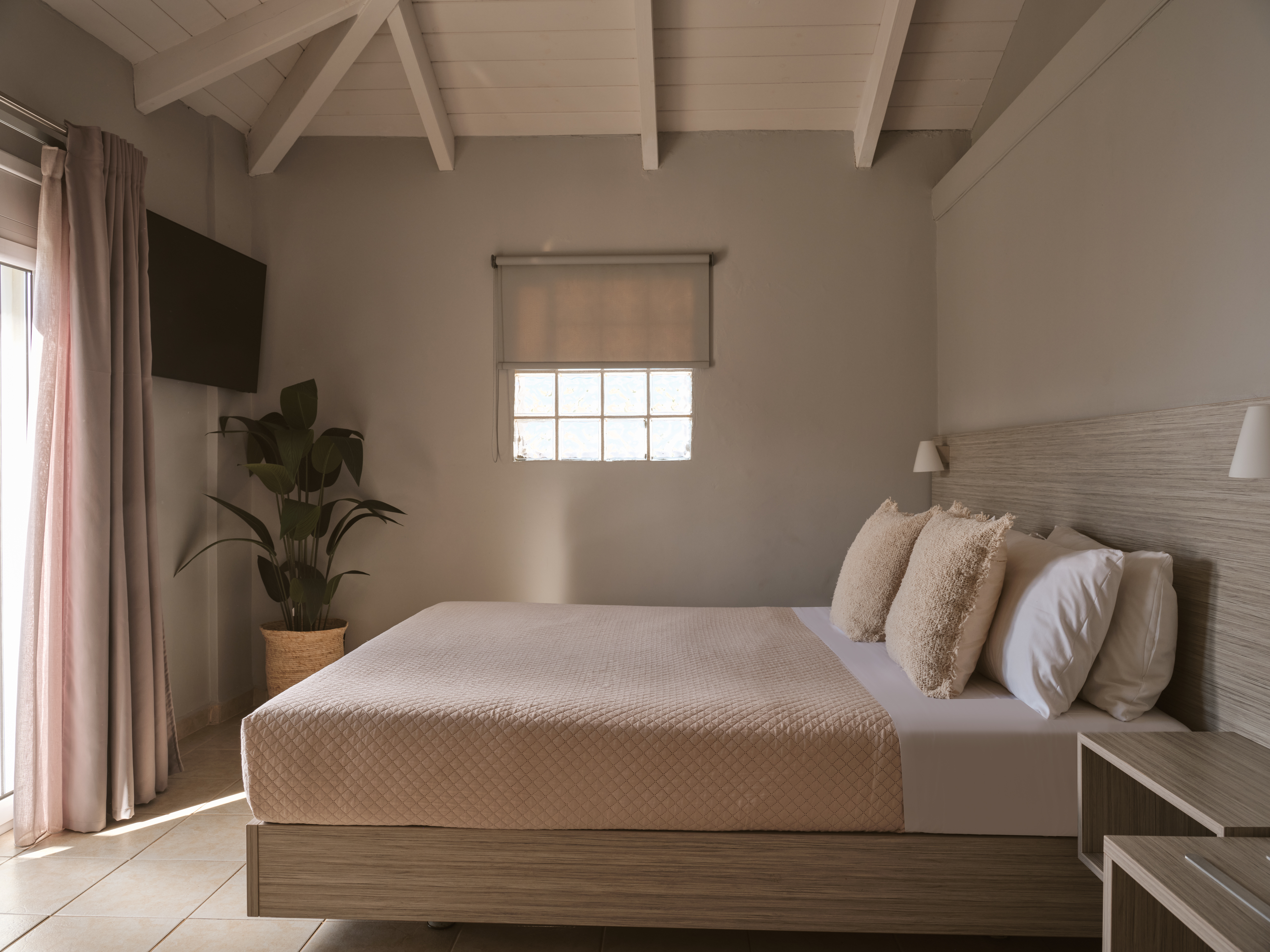 Room Economy