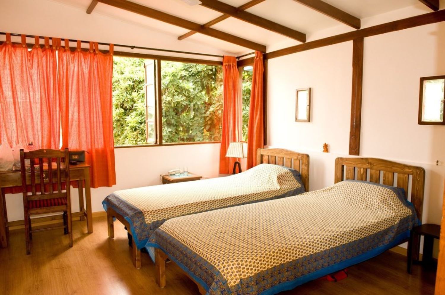 Double or Twin Standard