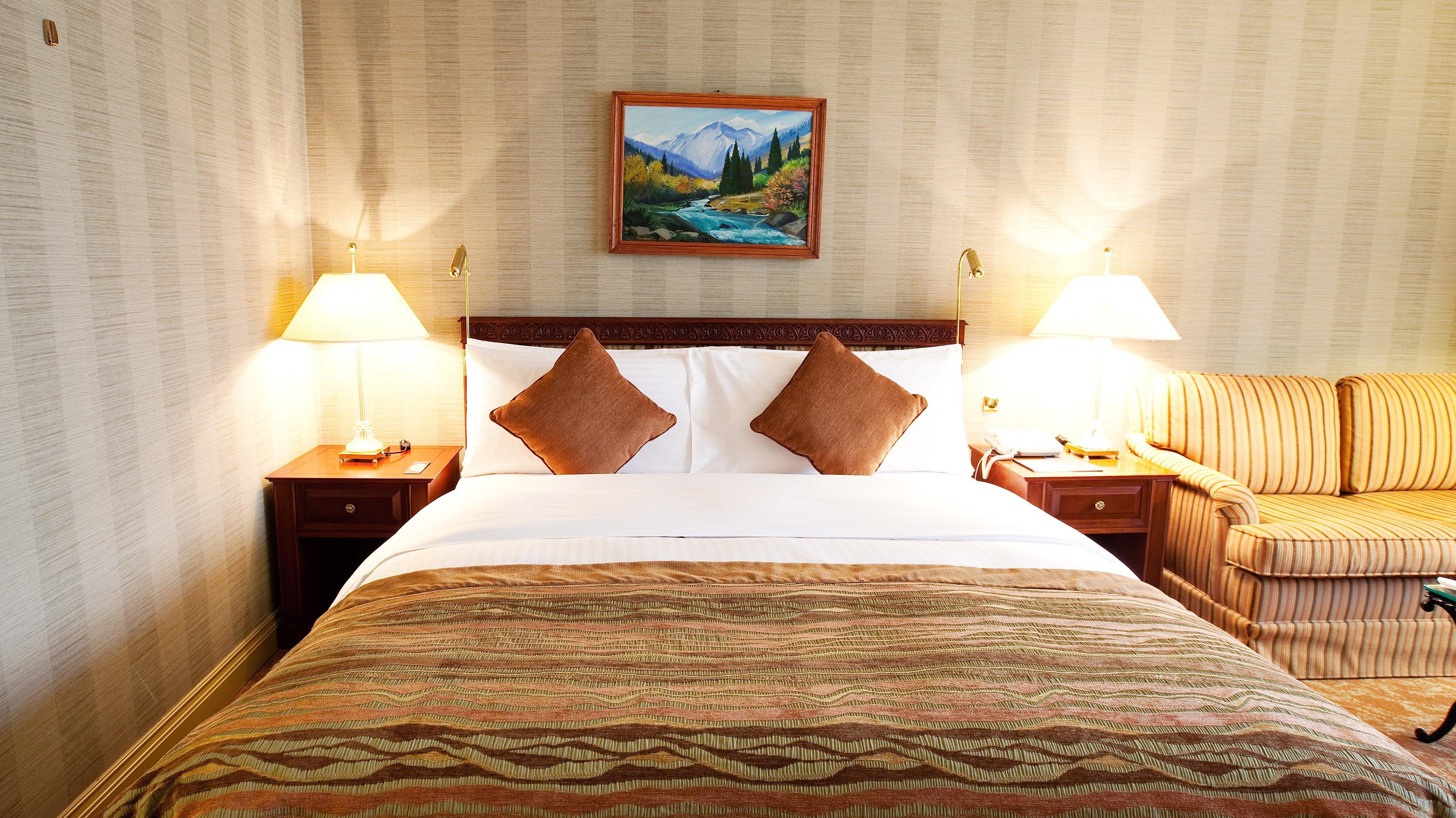 Double Club King Bed