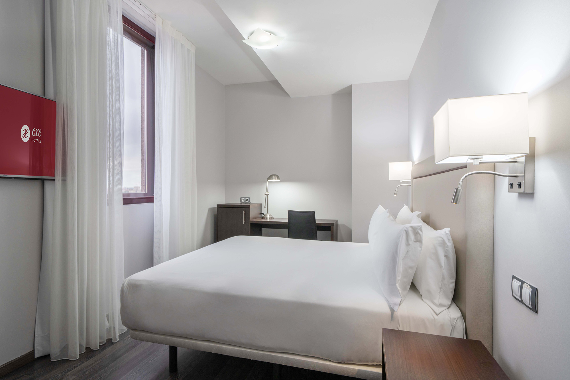 Double or Twin Standard