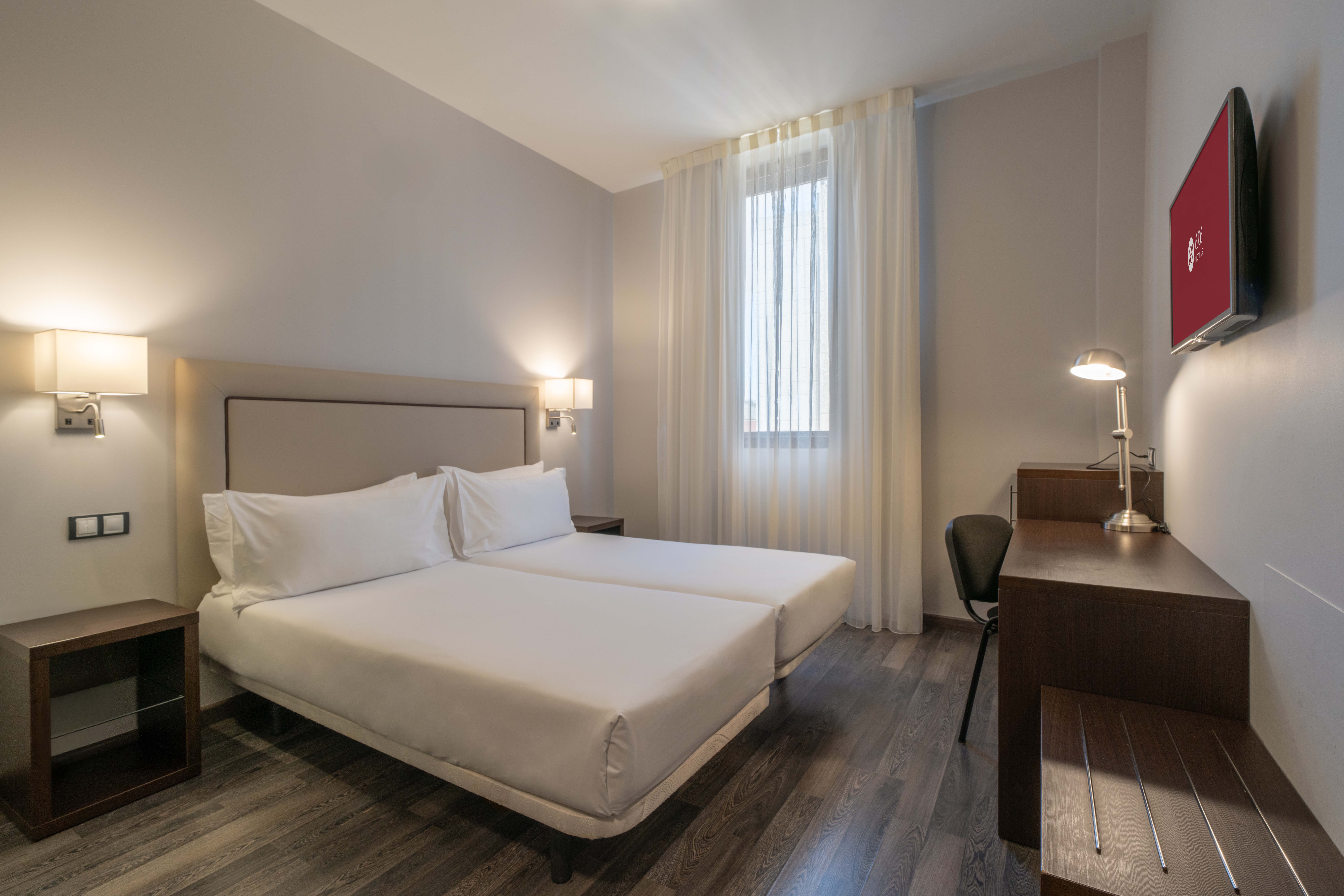 Double or Twin Standard