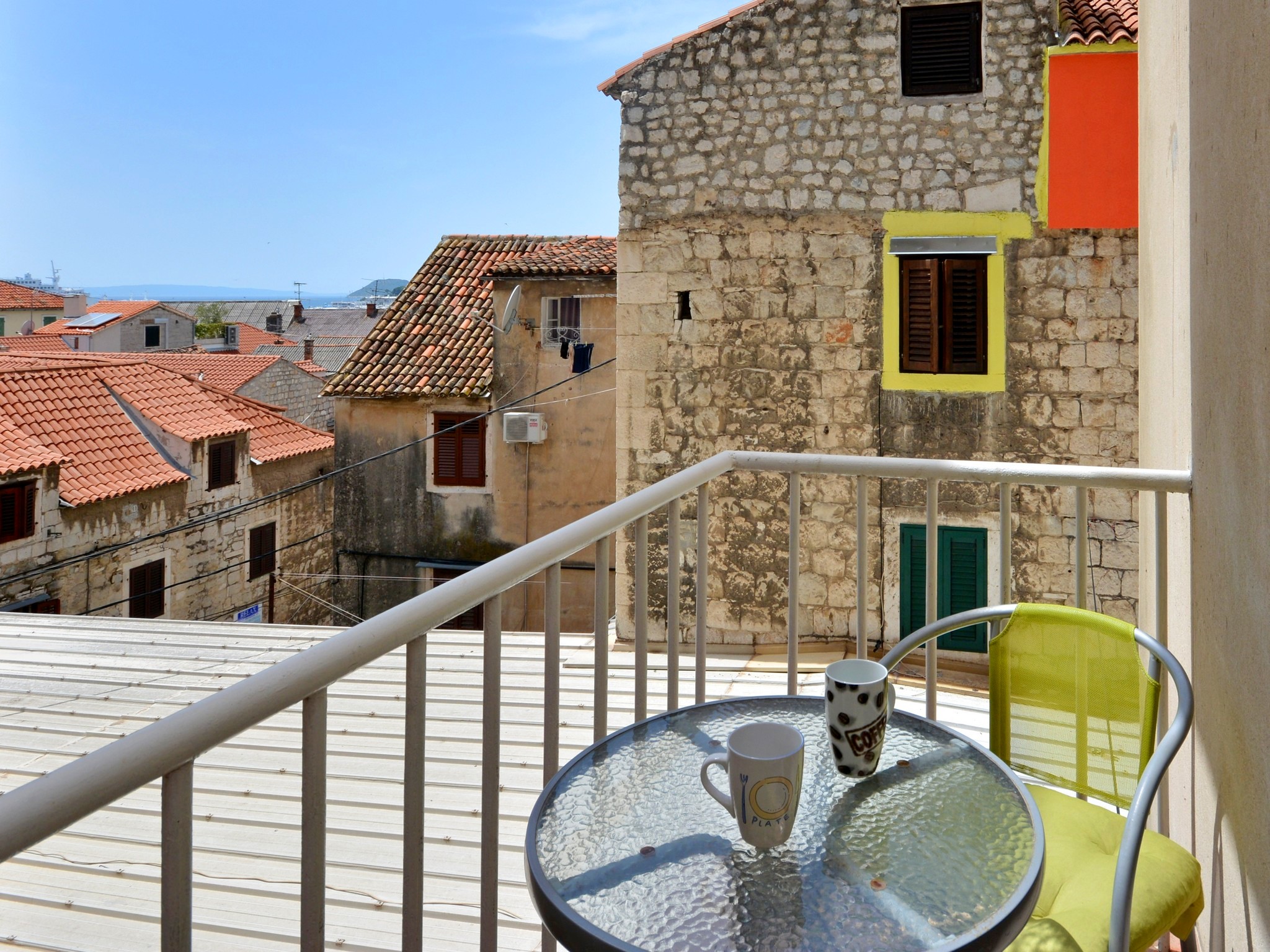 Apartment Capacity 4