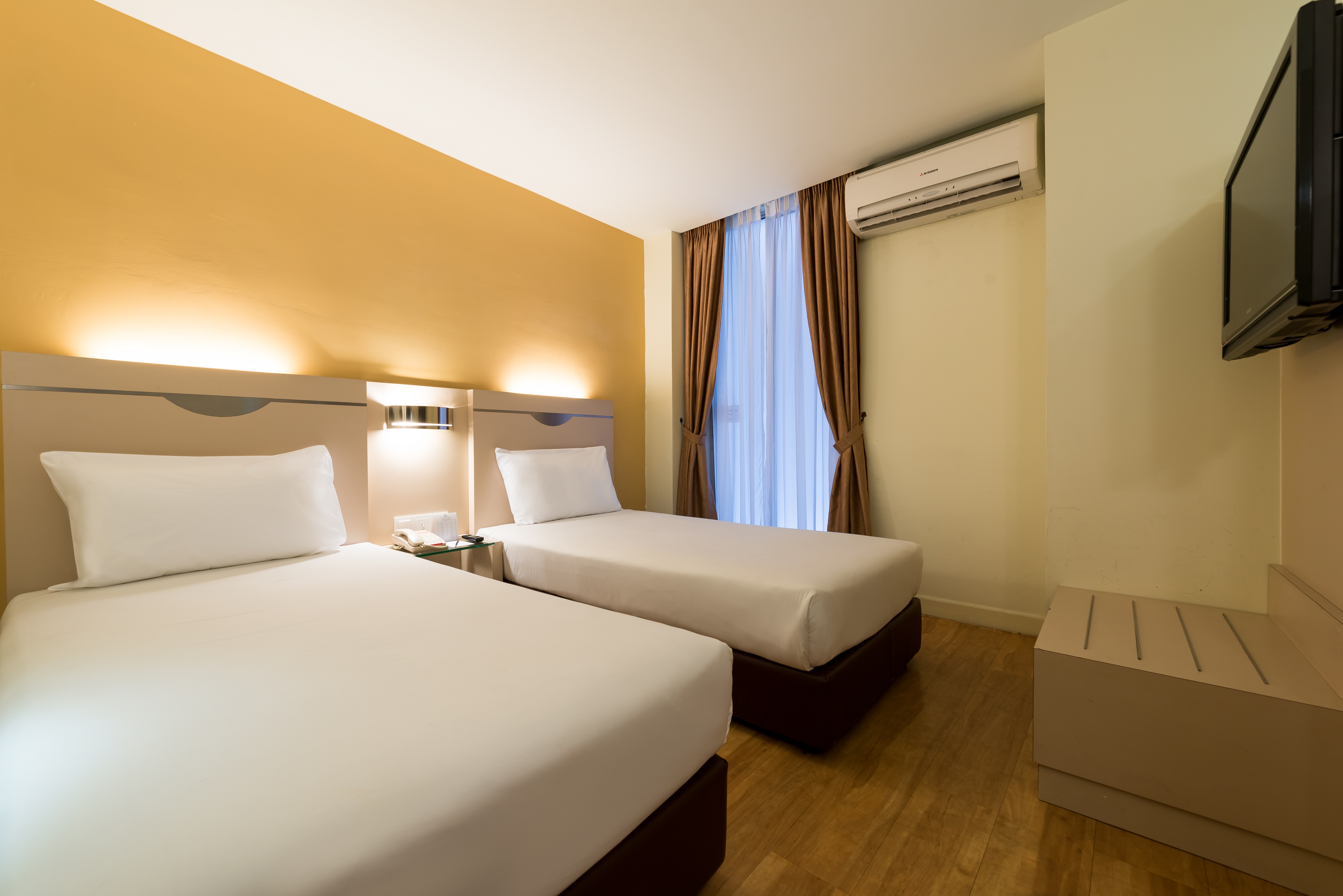 Double or Twin Superior