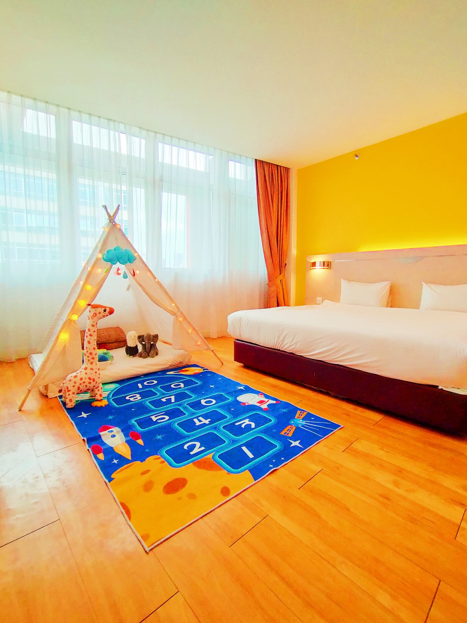 Family Room Standard