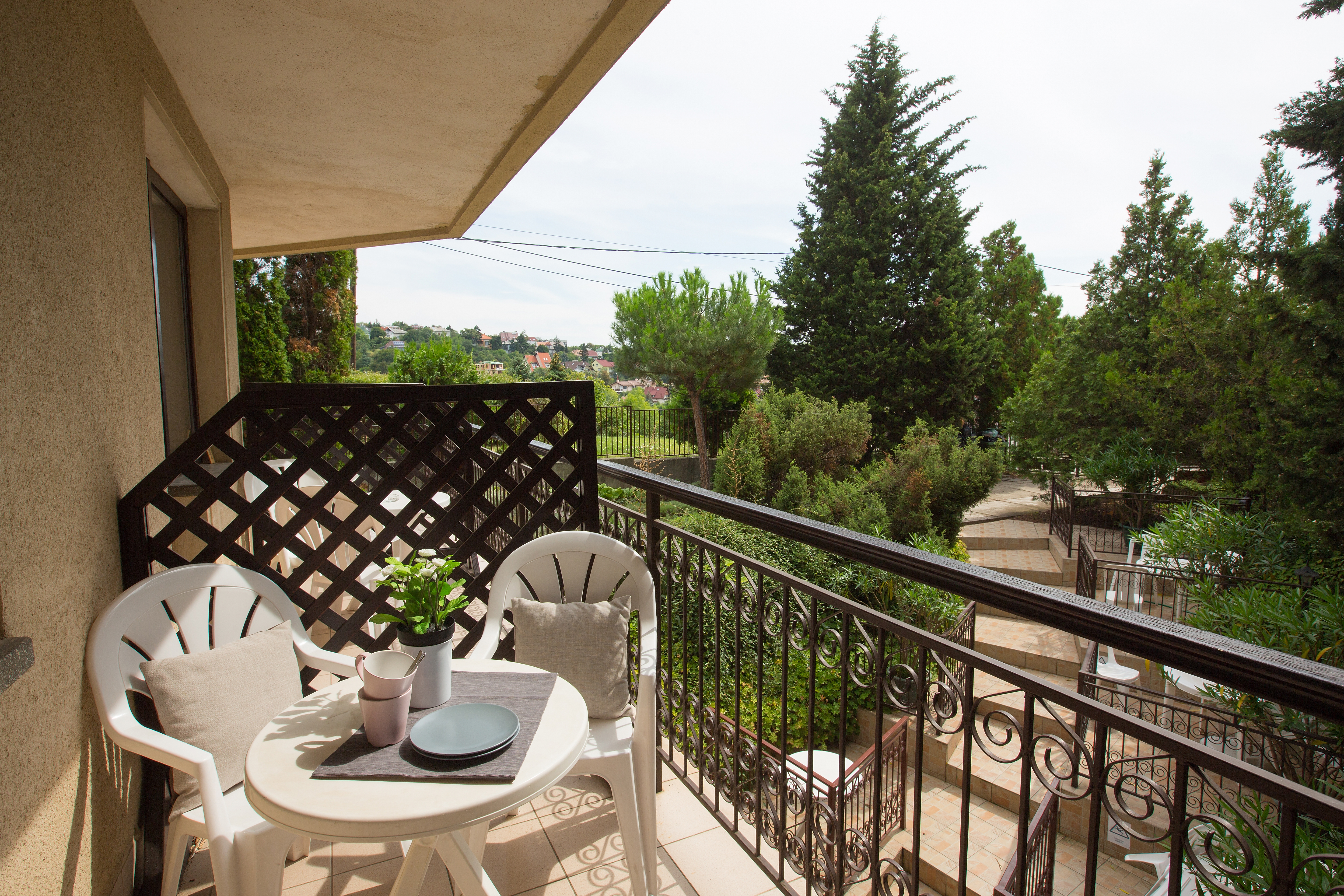 Double or Twin Standard