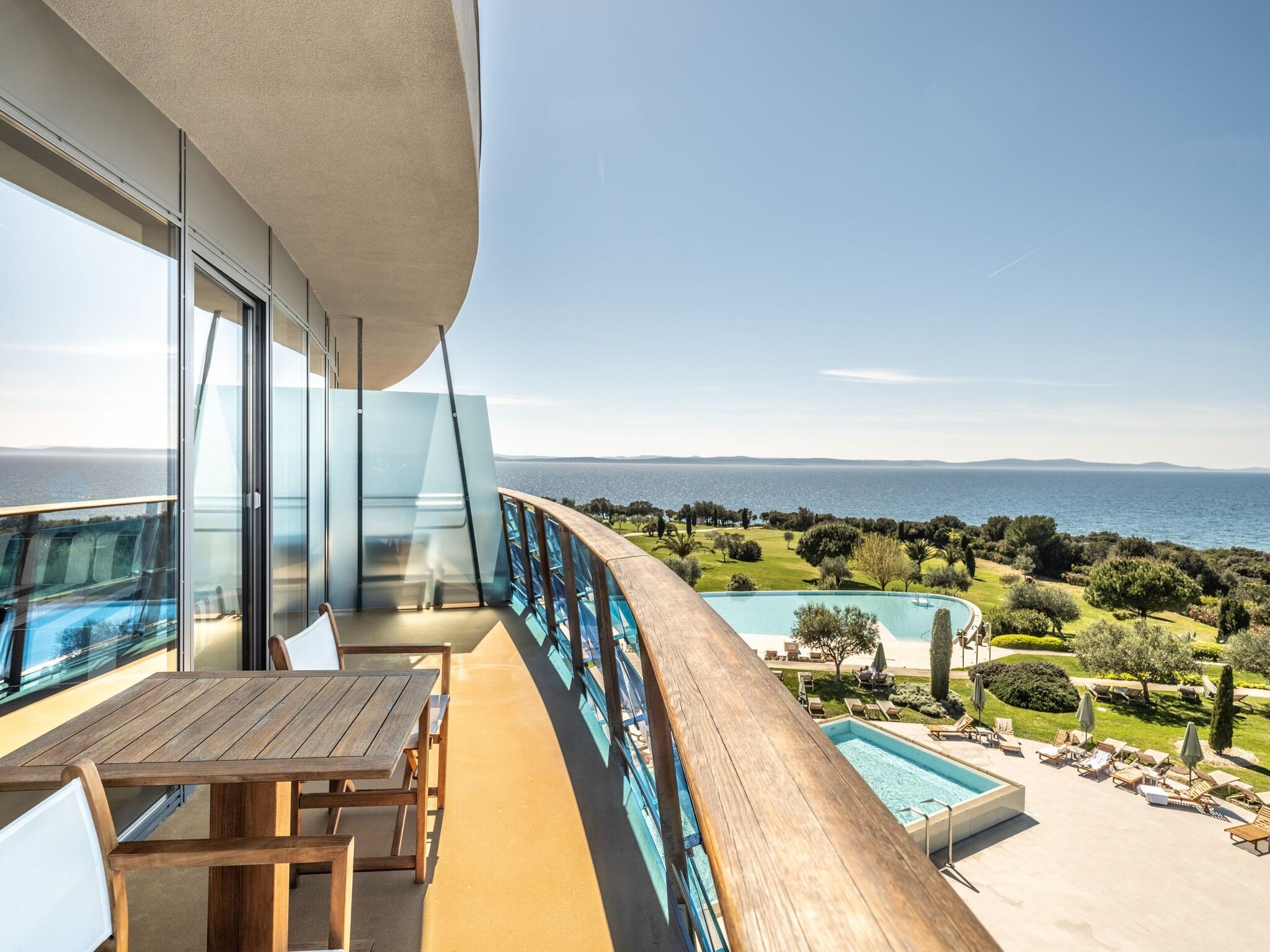 Double Deluxe Sea View