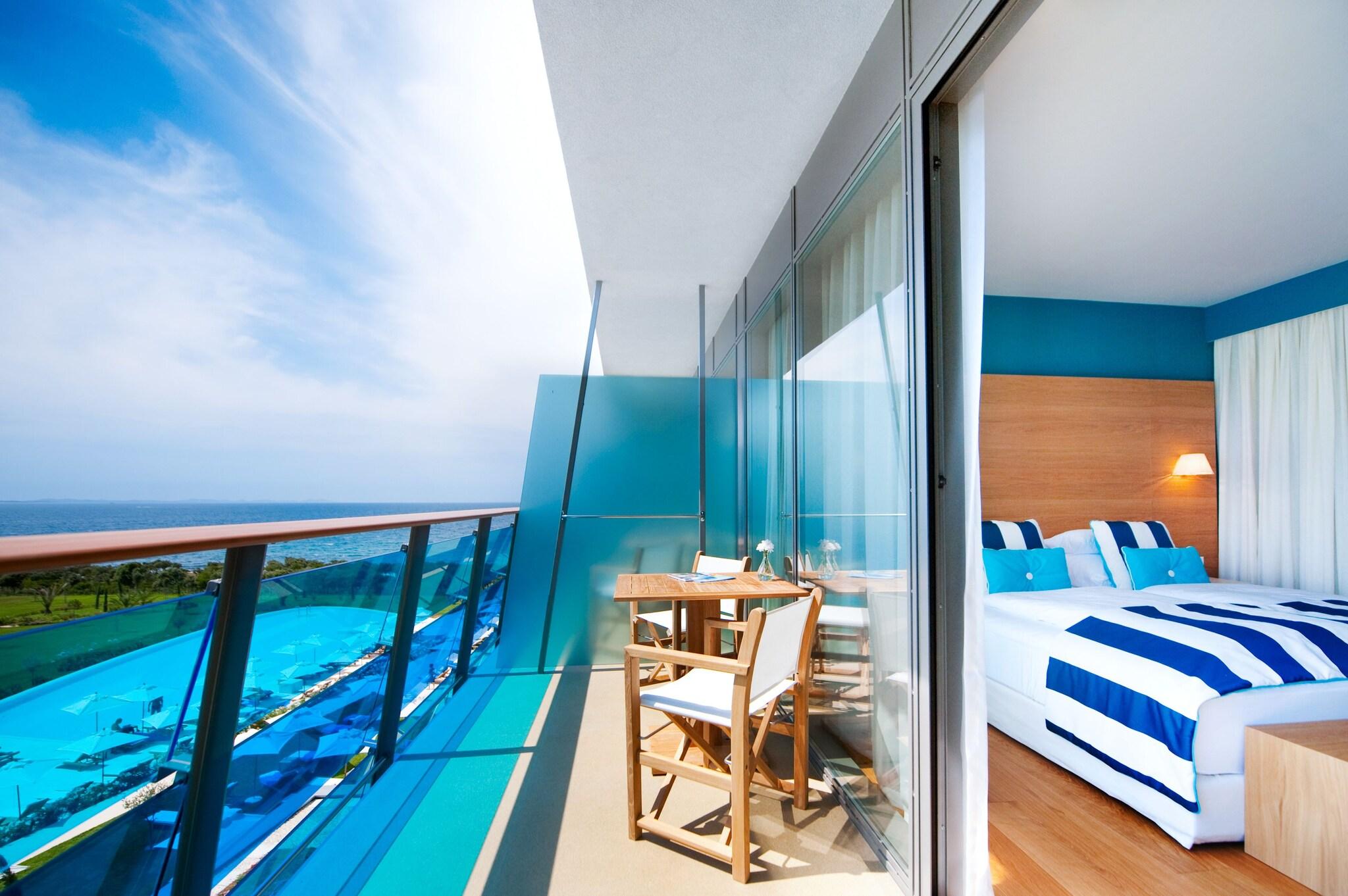 Double Deluxe Sea View