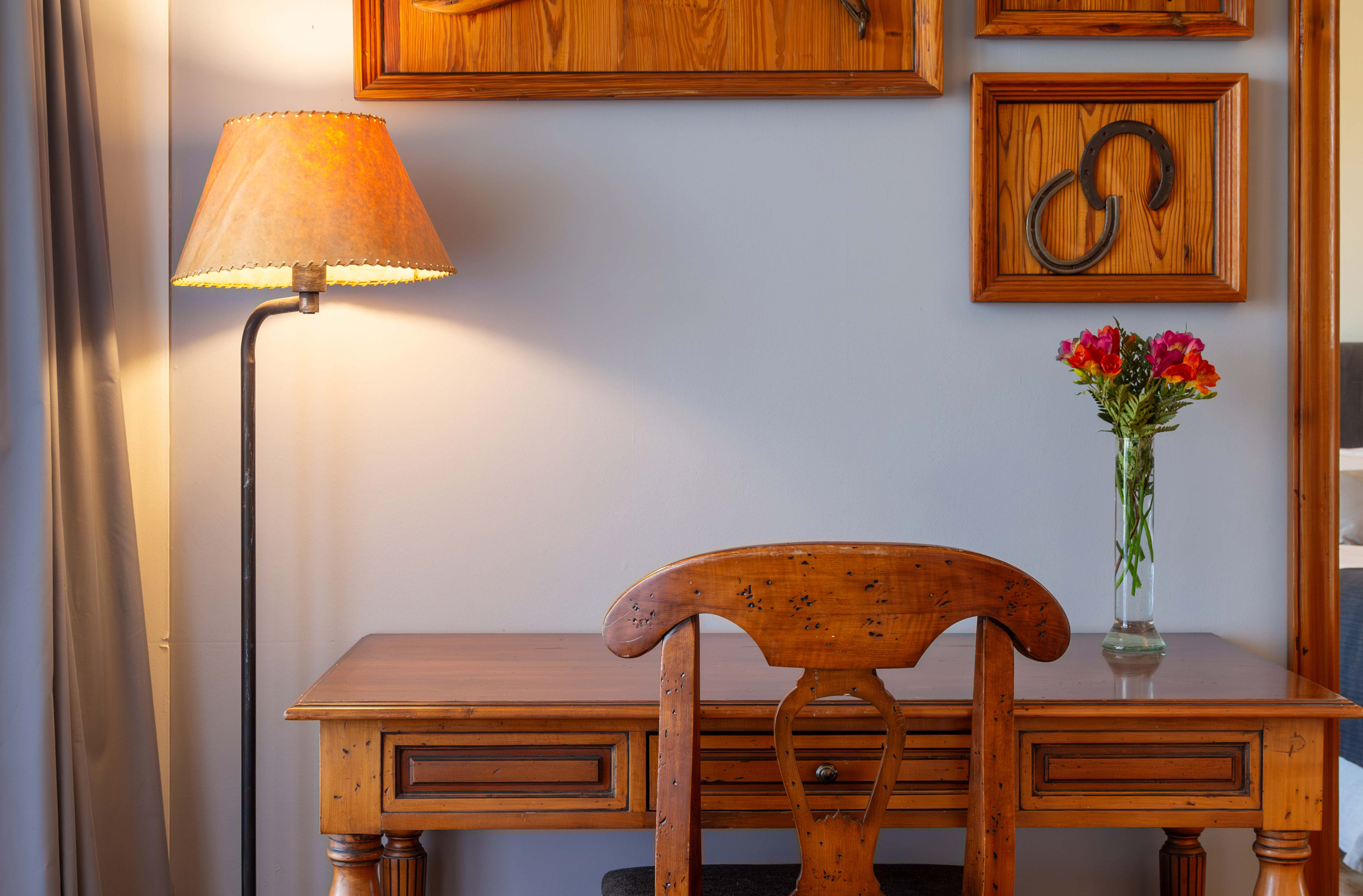 Suite Queen Size Bed