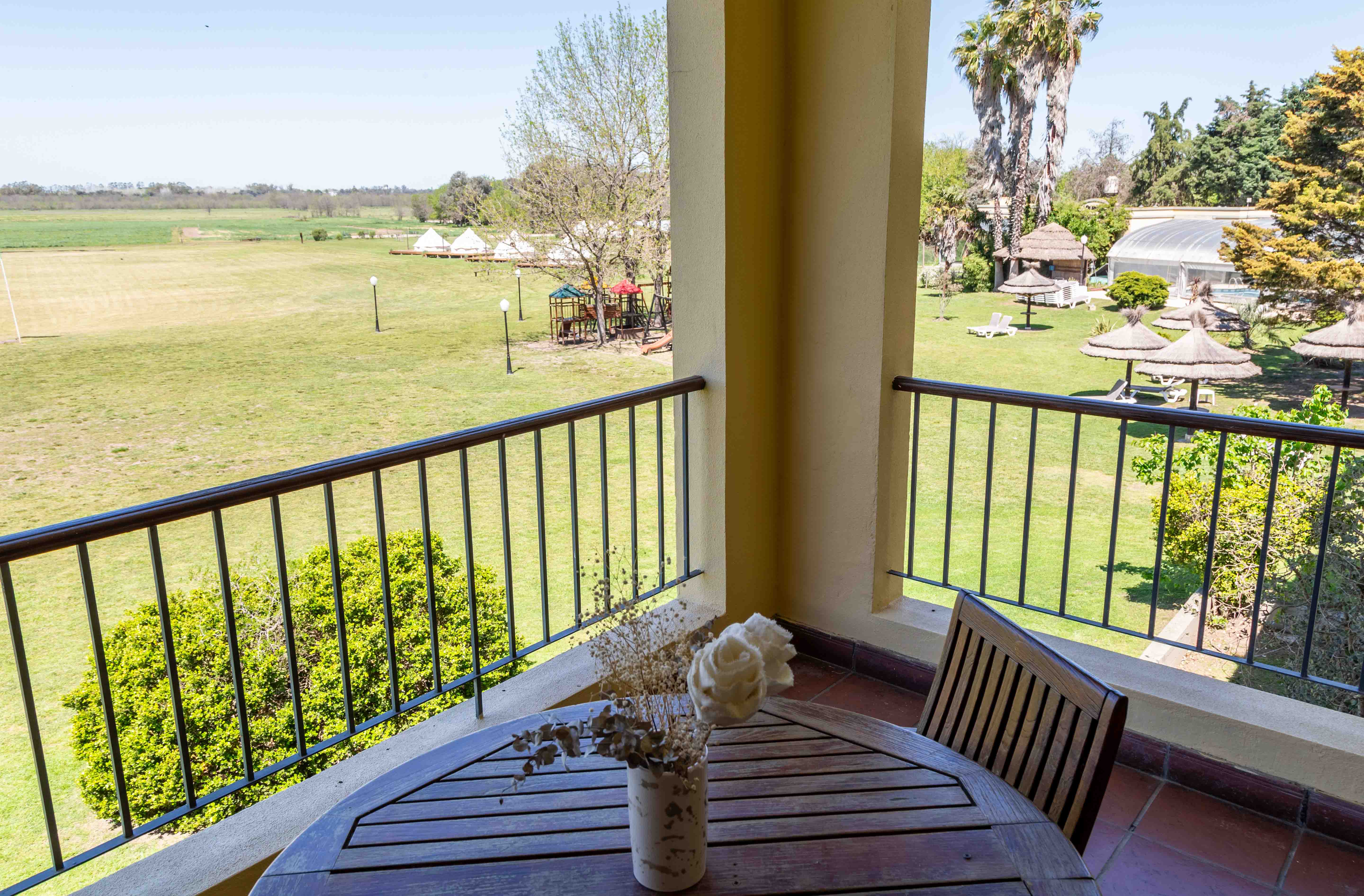 Suite Queen Size Bed