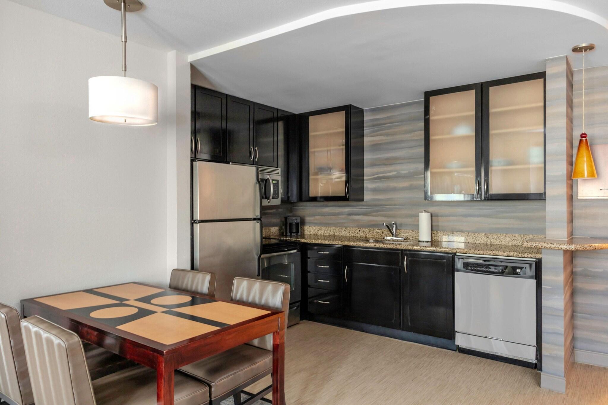 Suite King Bed One Bedroom 