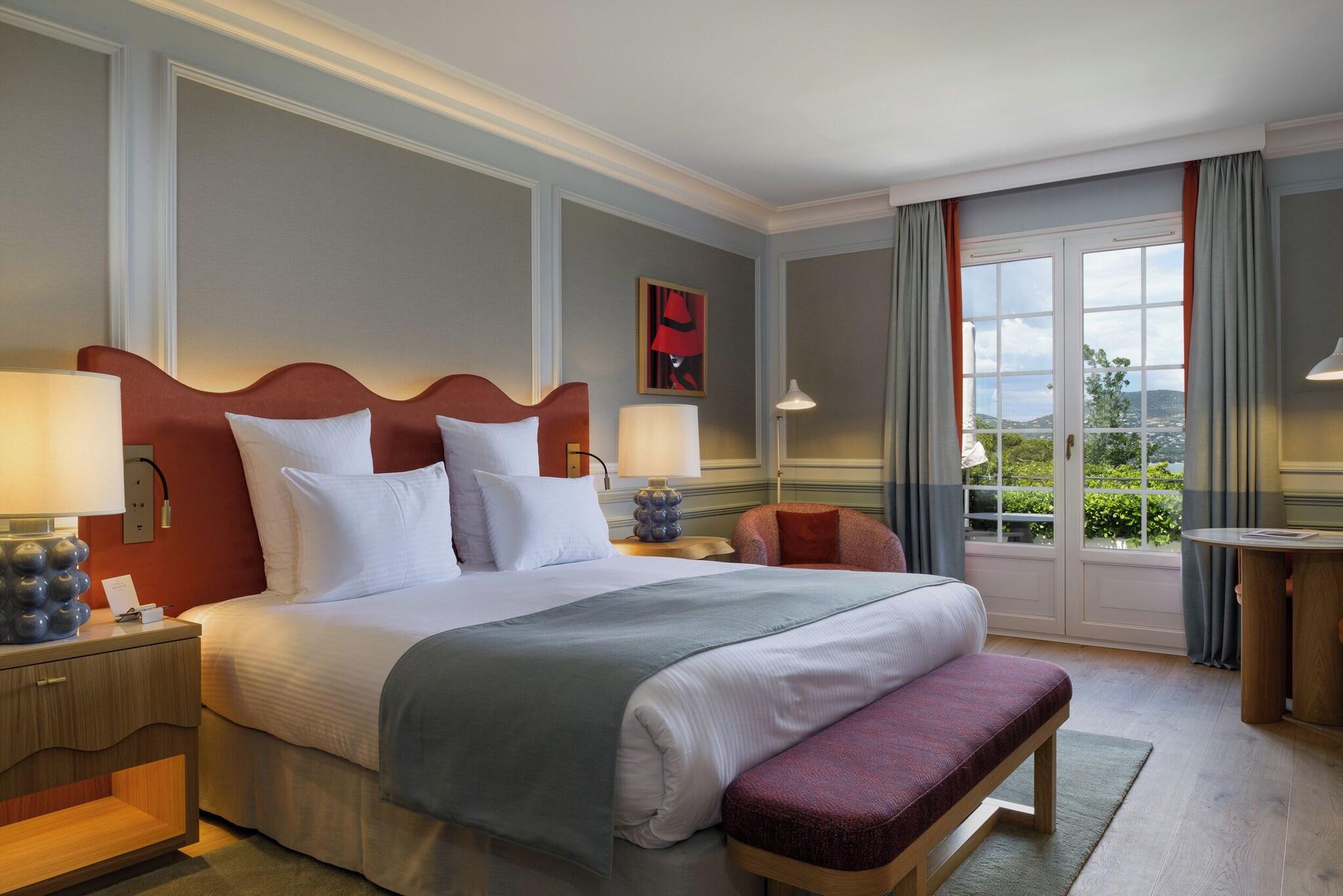 Double Superior Queen Bed