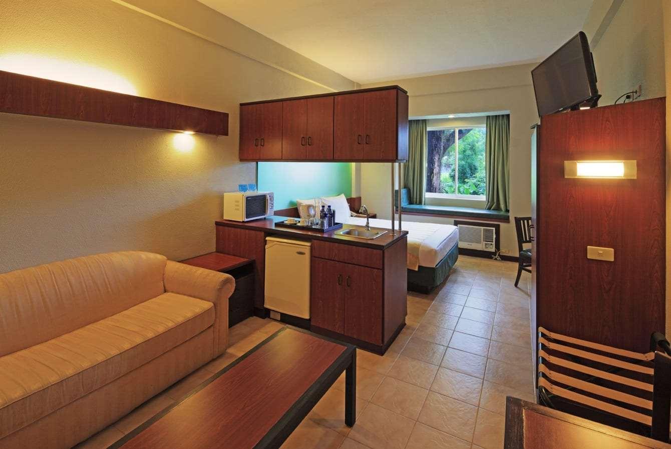 Suite Queen Size Bed