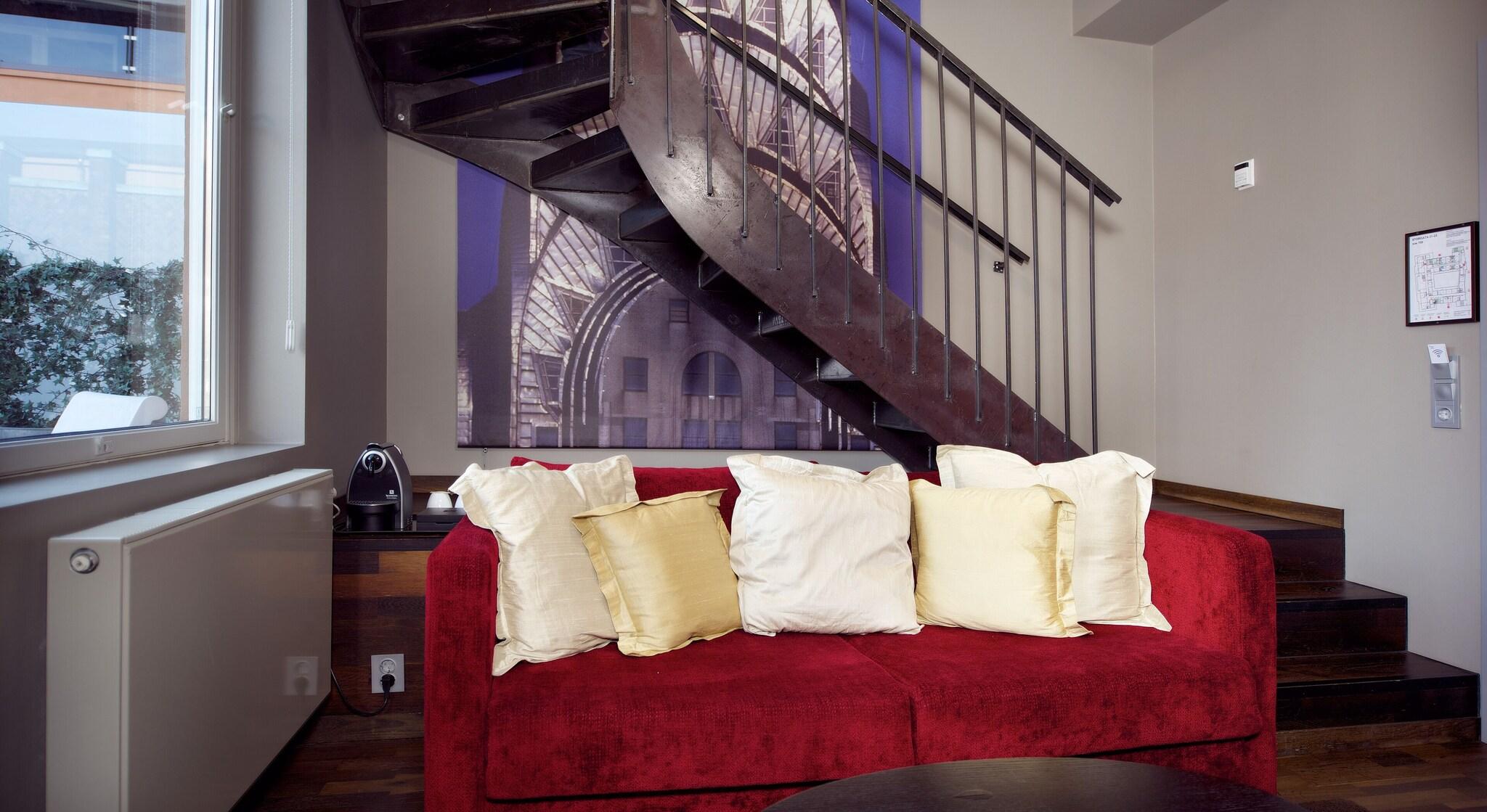 Suite Queen Size Bed