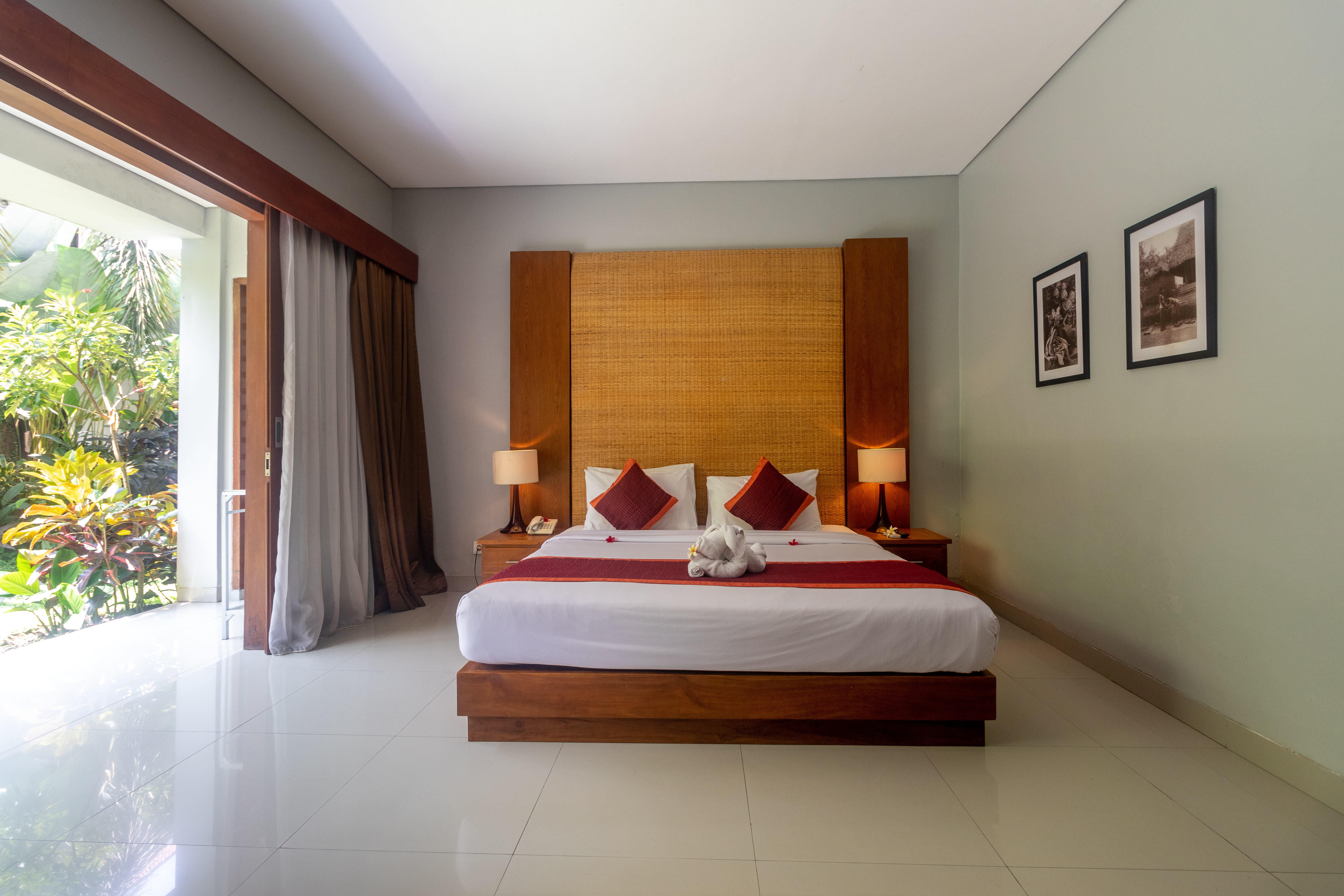 Double or Twin Deluxe