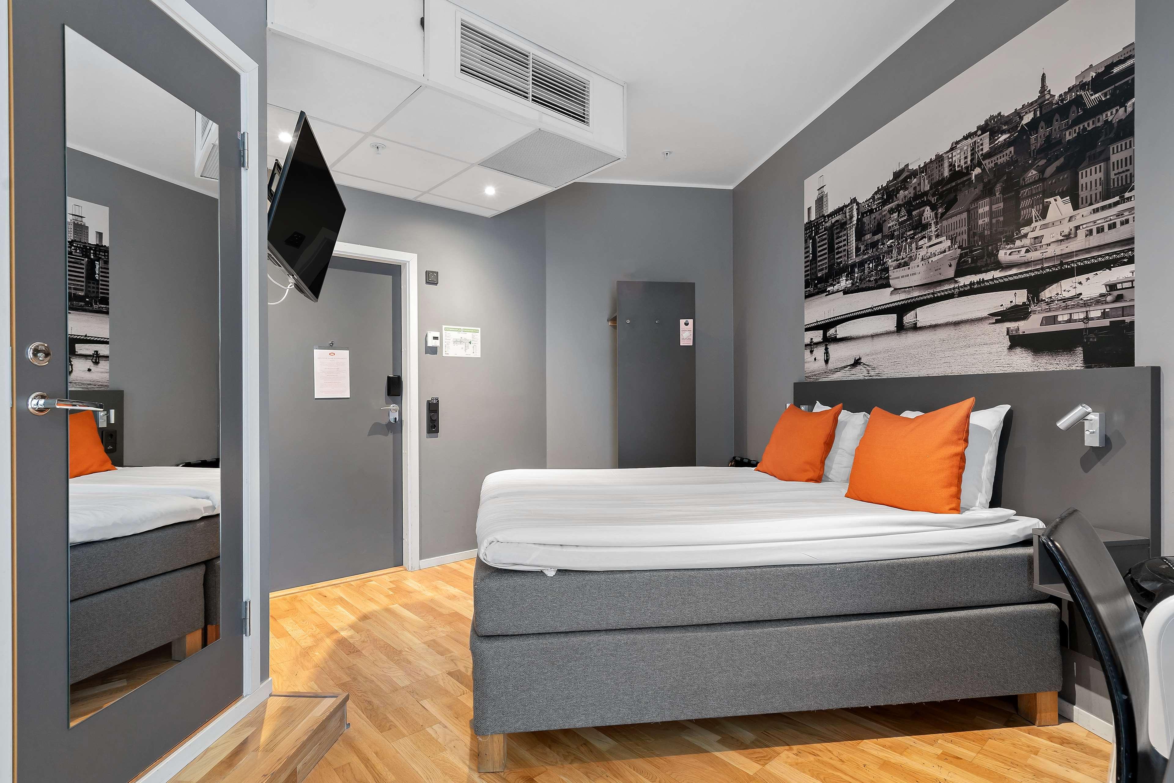 Family Room Standard