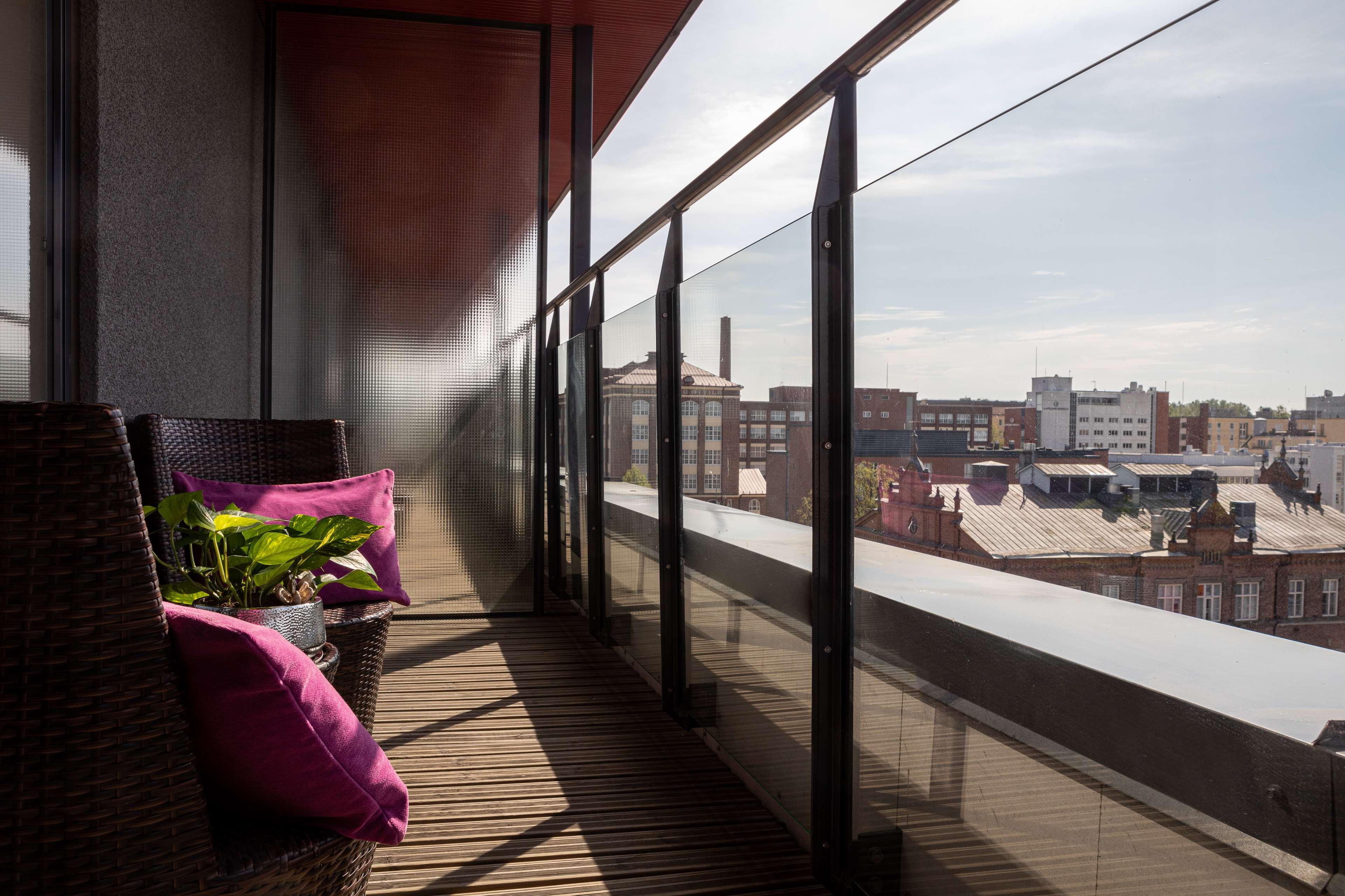 Family Room Superior