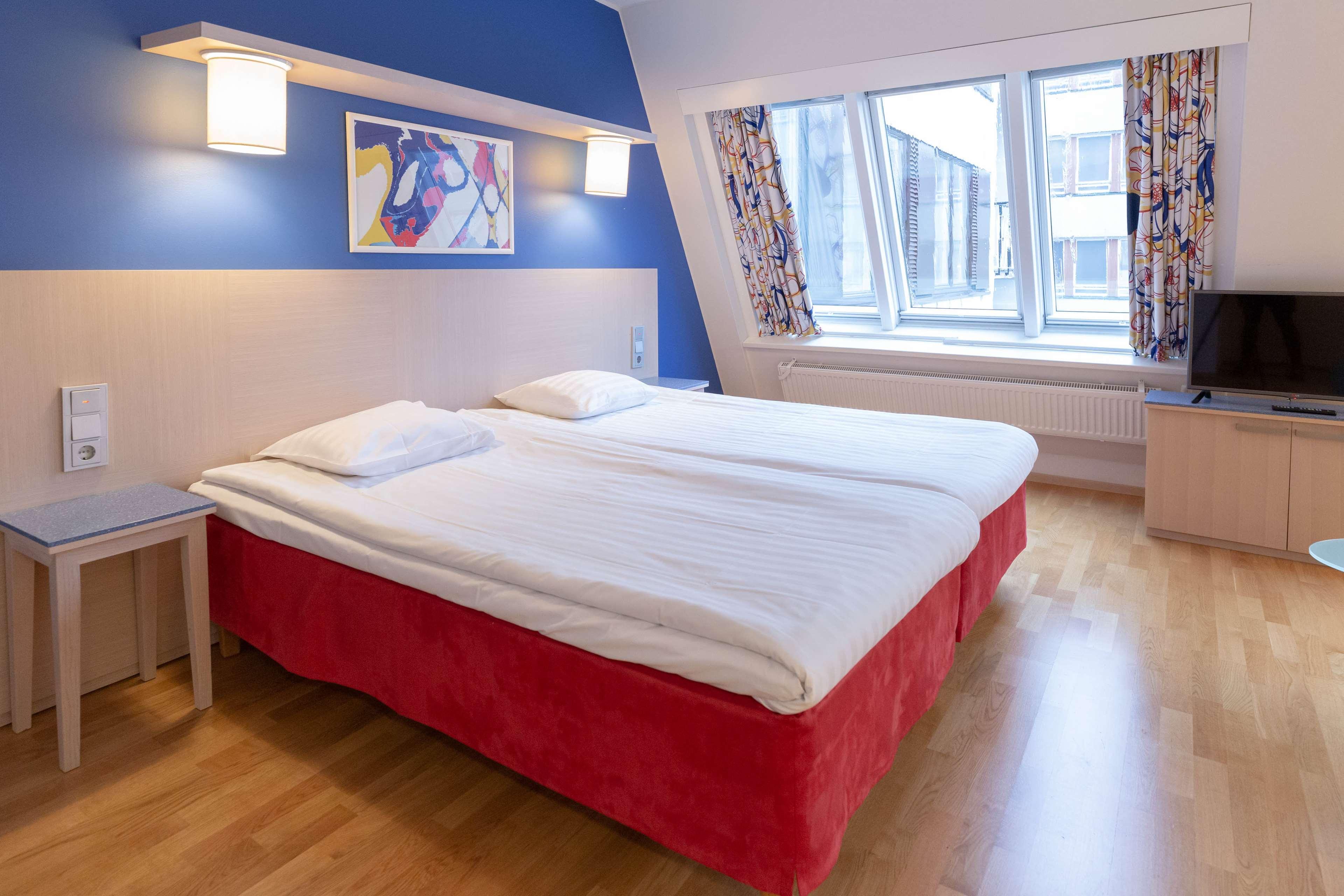 Family Room Superior