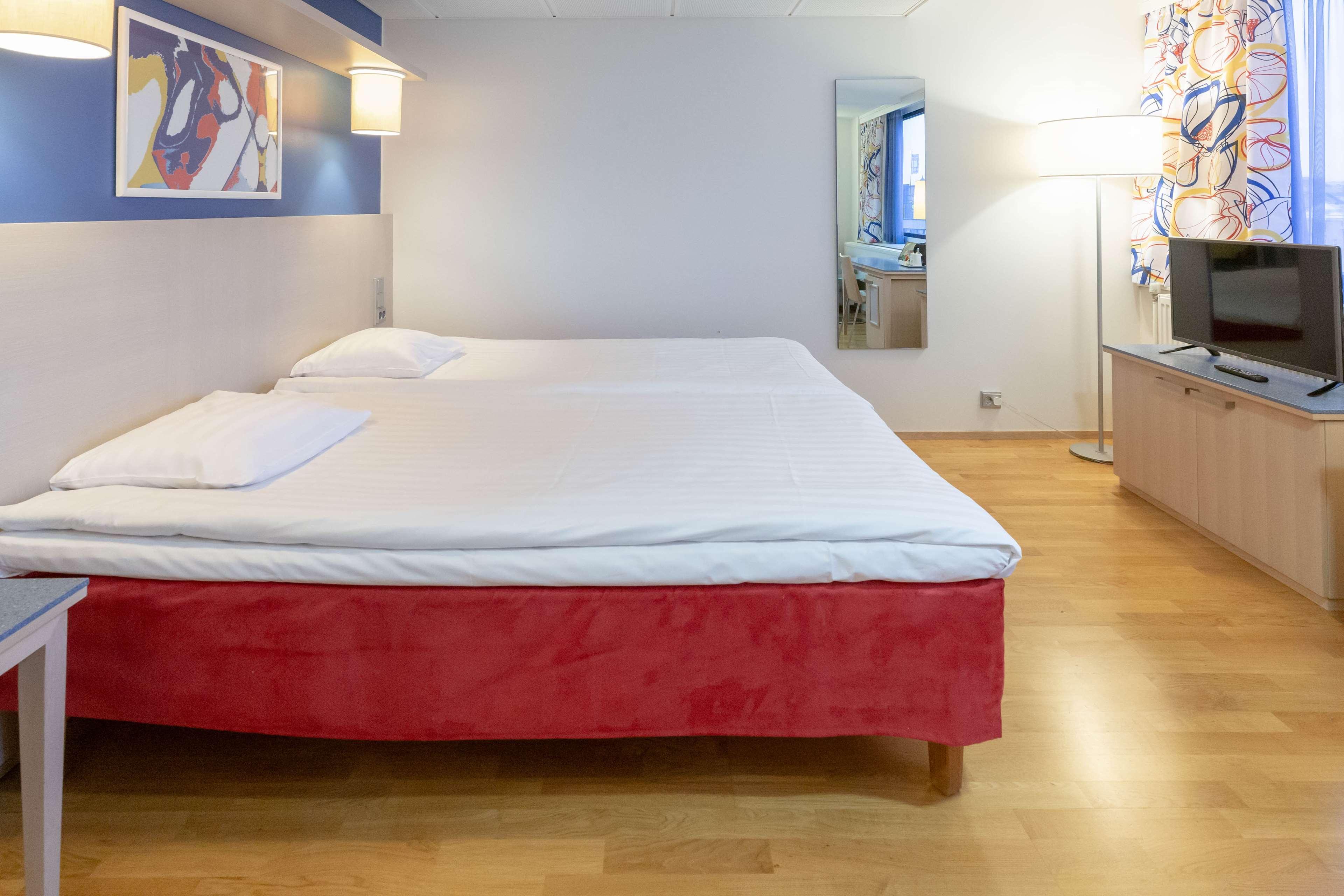 Twin Superior with Views