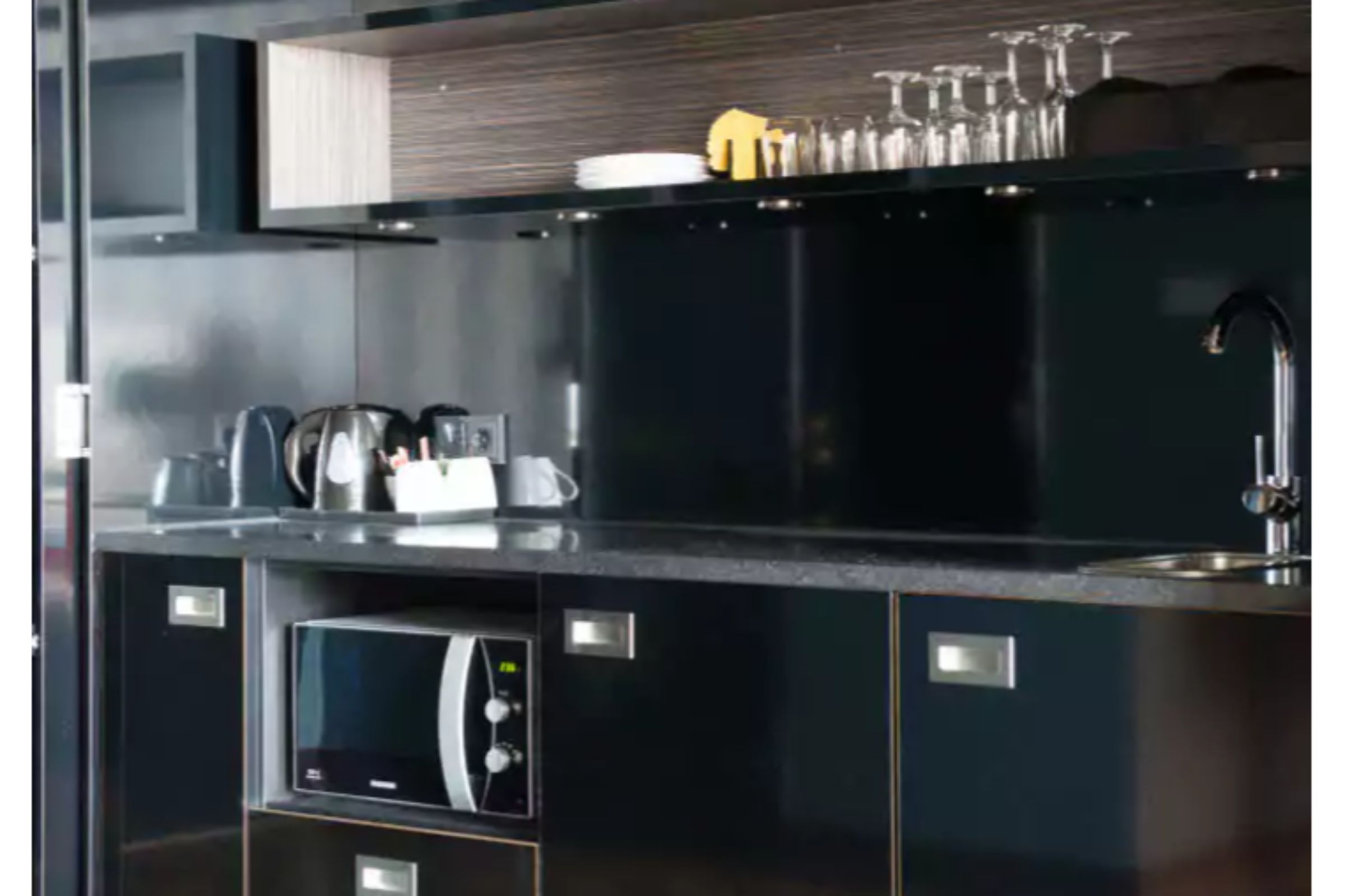 Double Superior King Bed