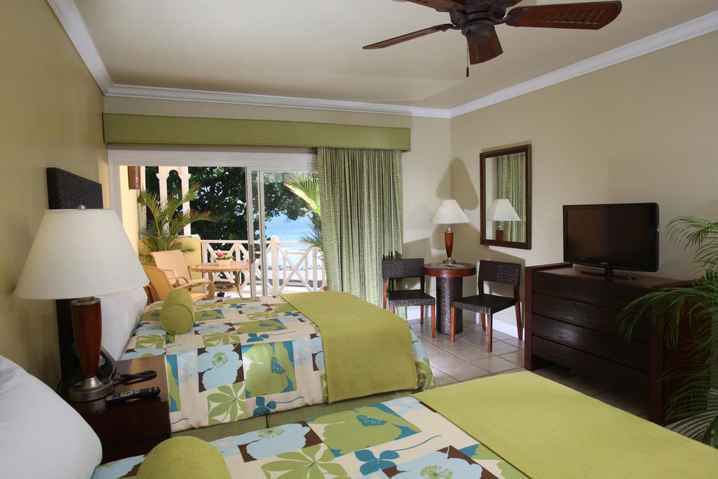 Suite Ocean Front Two Bedrooms