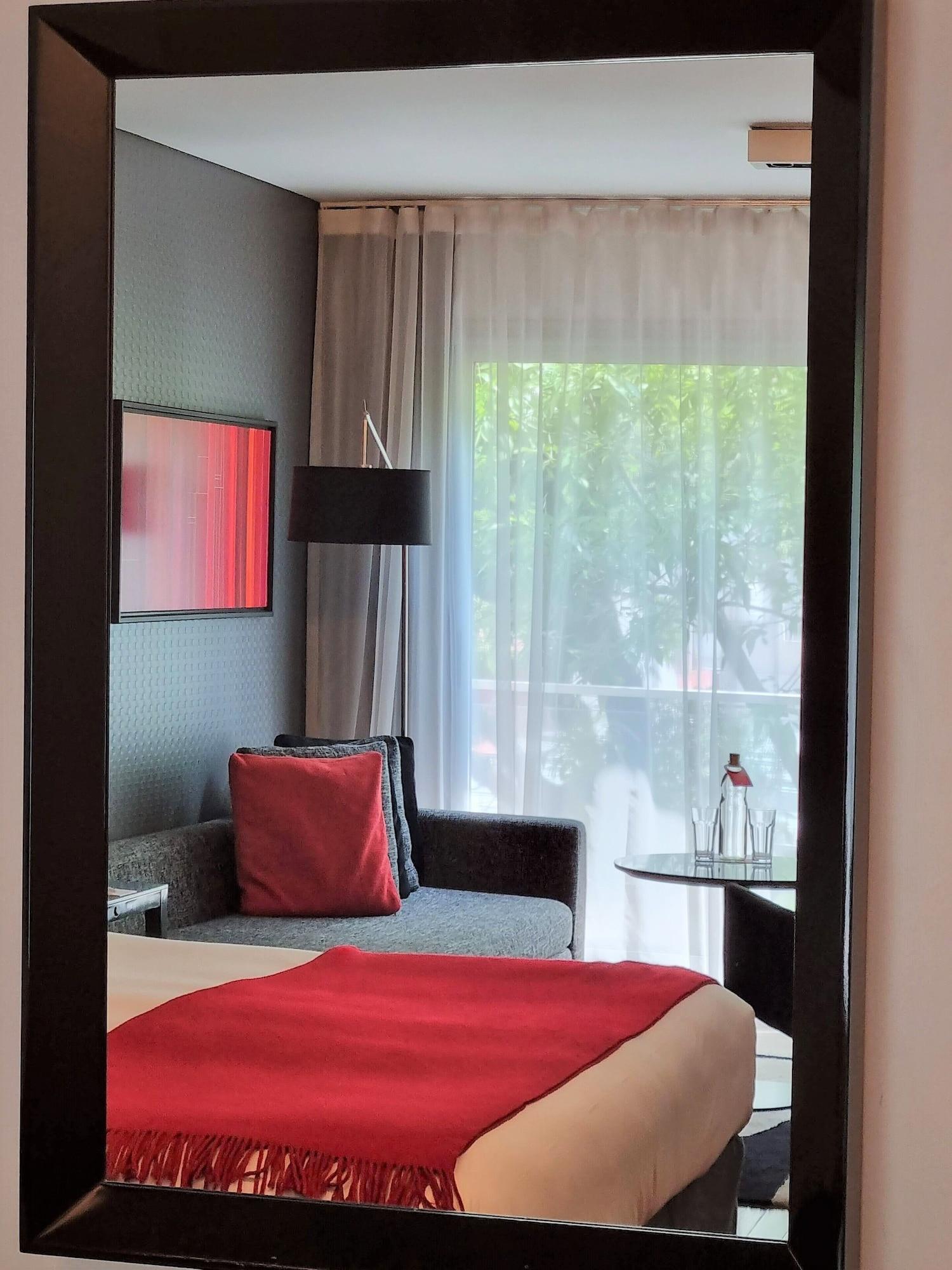 Double Superior King Bed