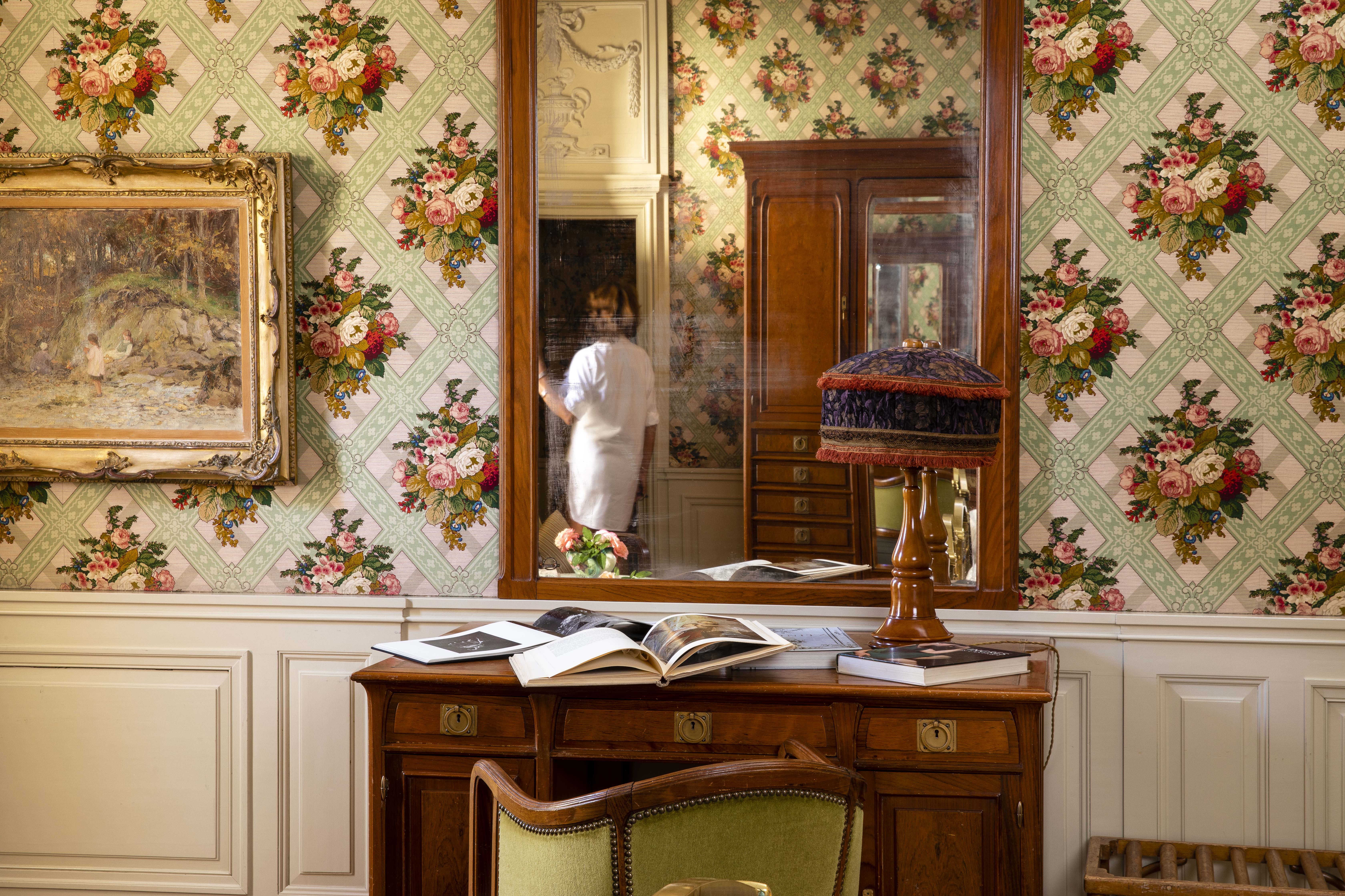 Double Deluxe King Bed