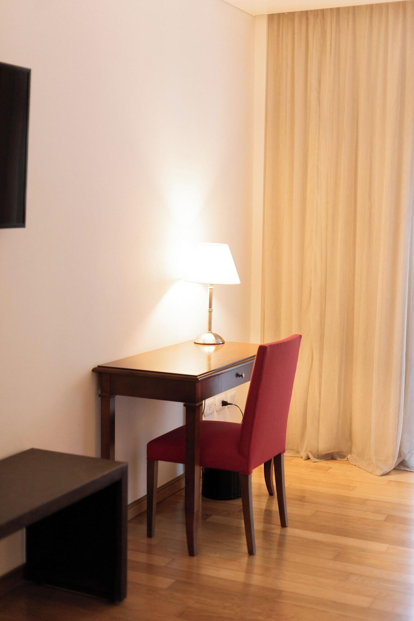 Twin Deluxe Two Beds